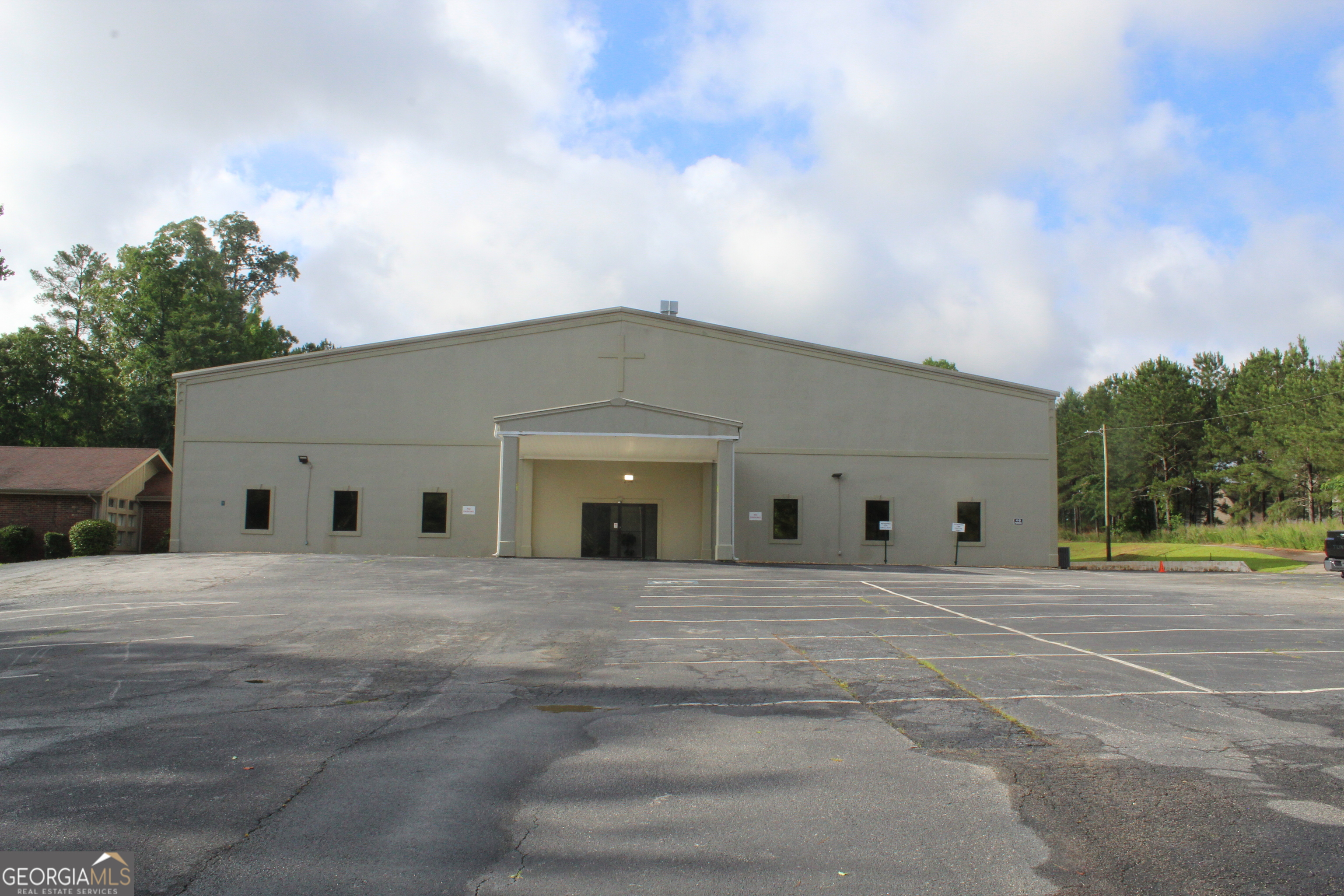 1207 Mcdonough Road Property Photo 2