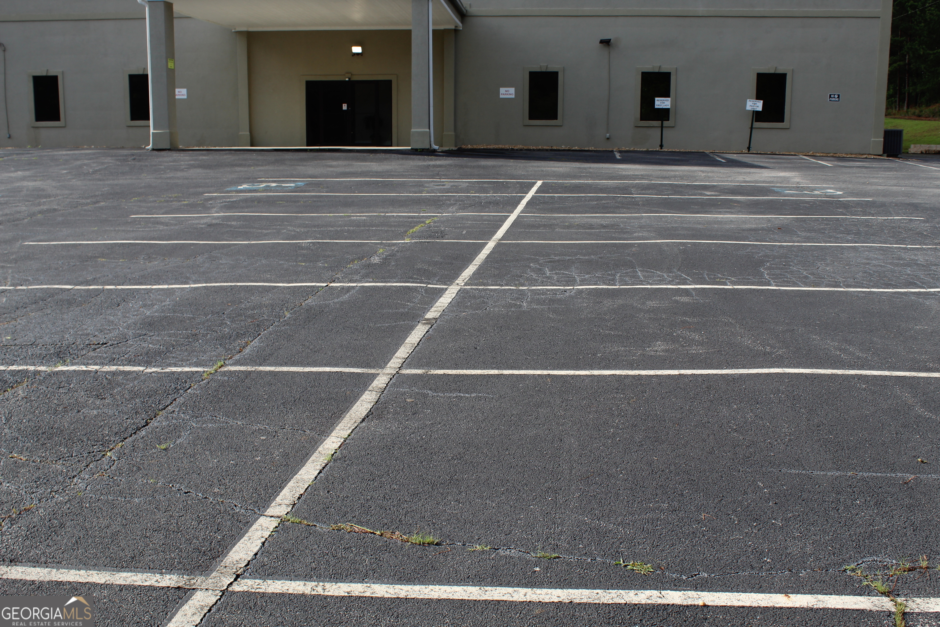 1207 Mcdonough Road Property Photo 3