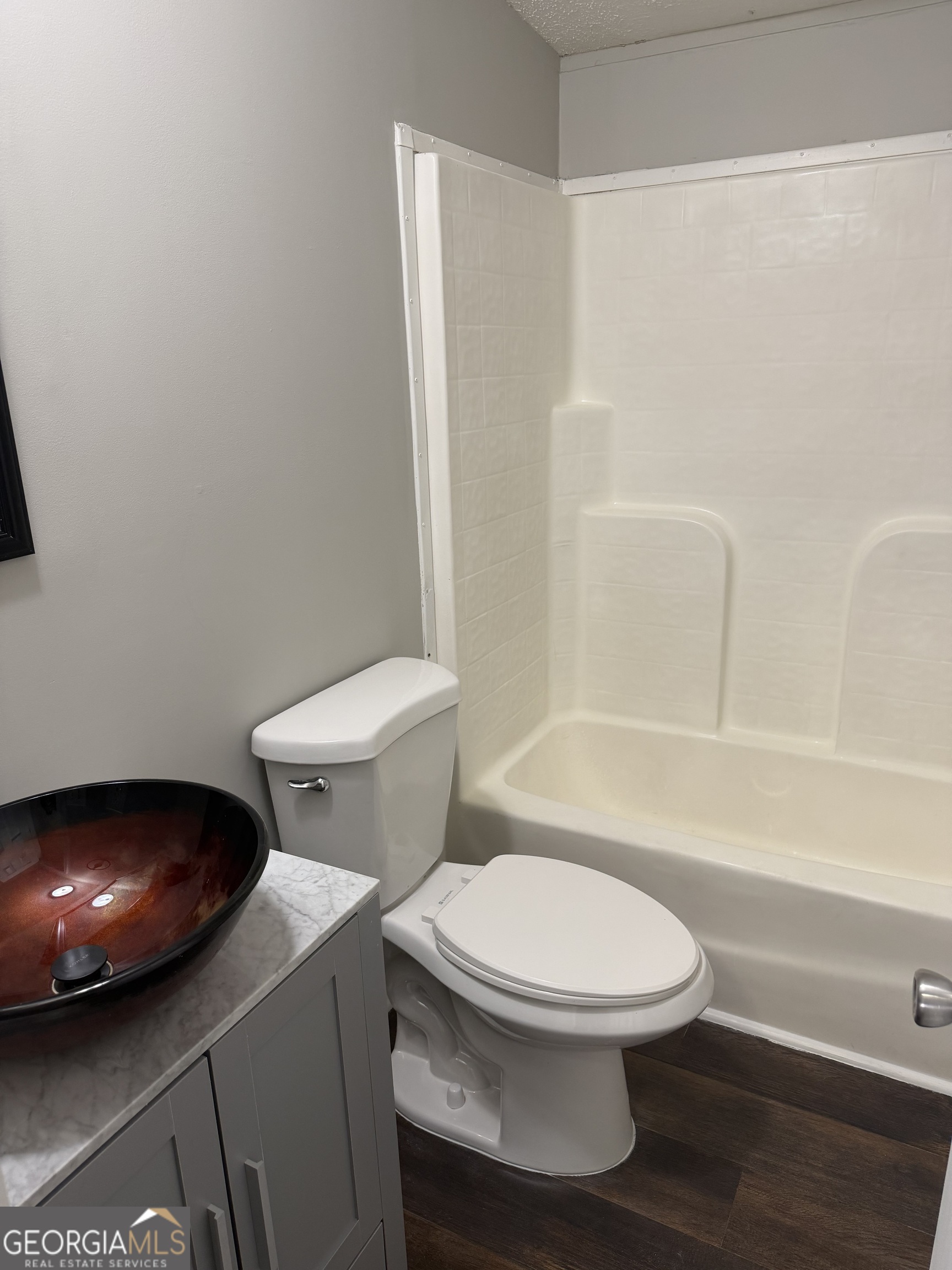 405 Windsor Parkway # 405w Property Photo 15