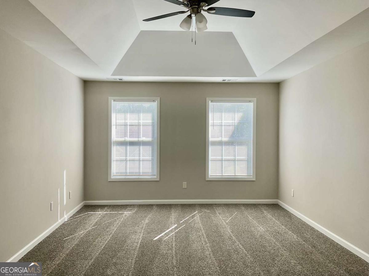 592 Kyles Circle Property Photo 13