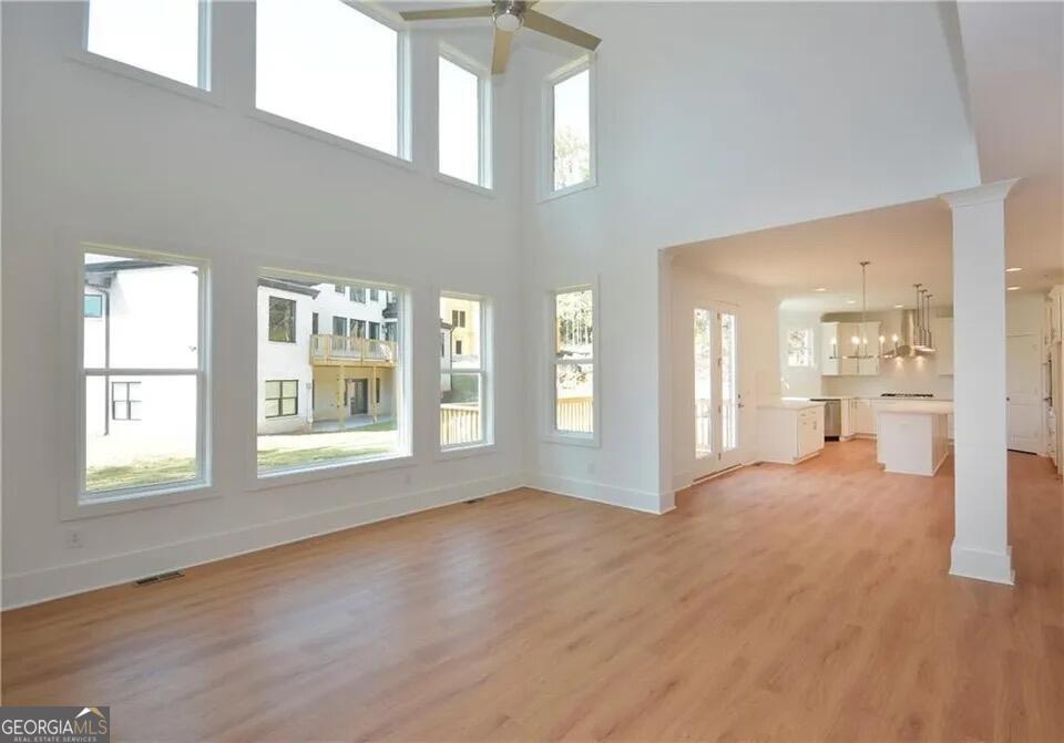 4604 Mossey Drive Property Photo 7