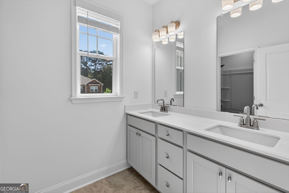 163 Sheryl Way Property Photo 13