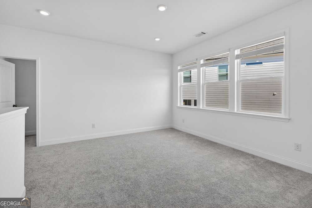 163 Sheryl Way Property Photo 26