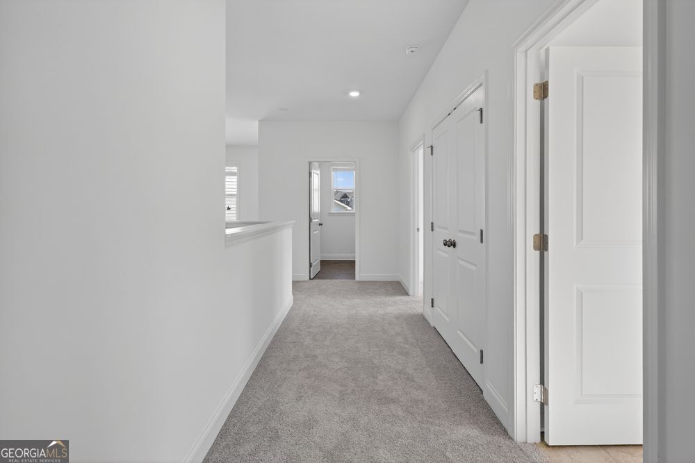 163 Sheryl Way Property Photo 28