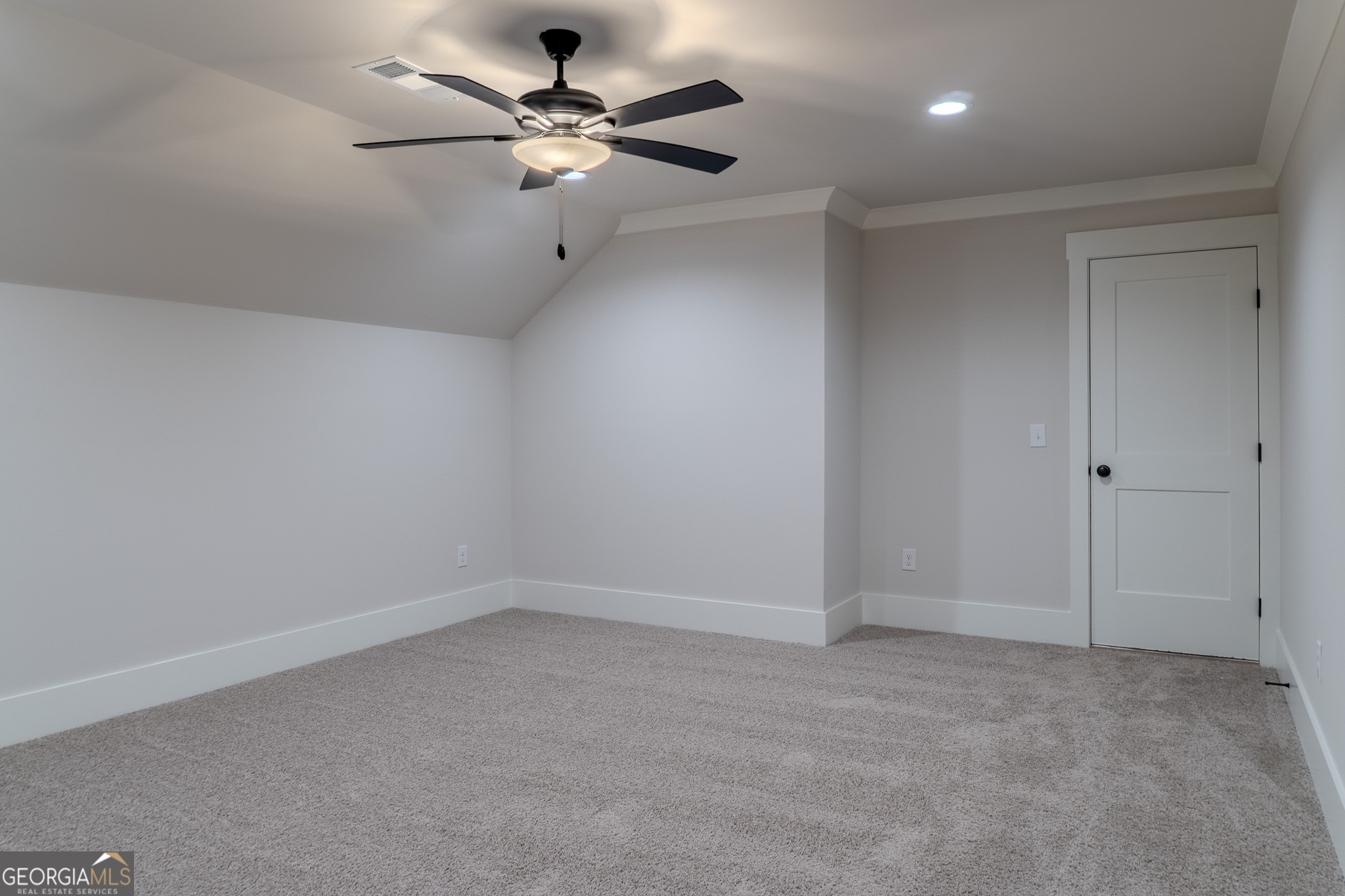 69 Amelia Court Property Photo 34