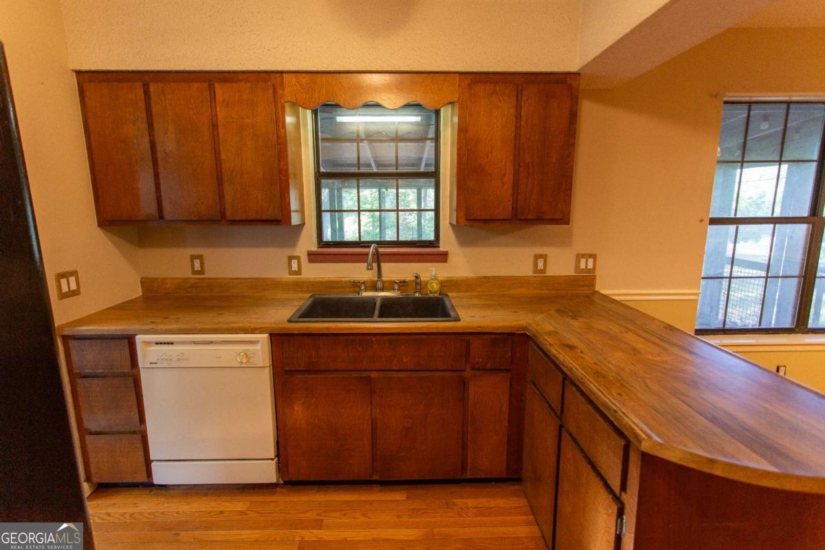 528 Gardner Road Property Photo 28