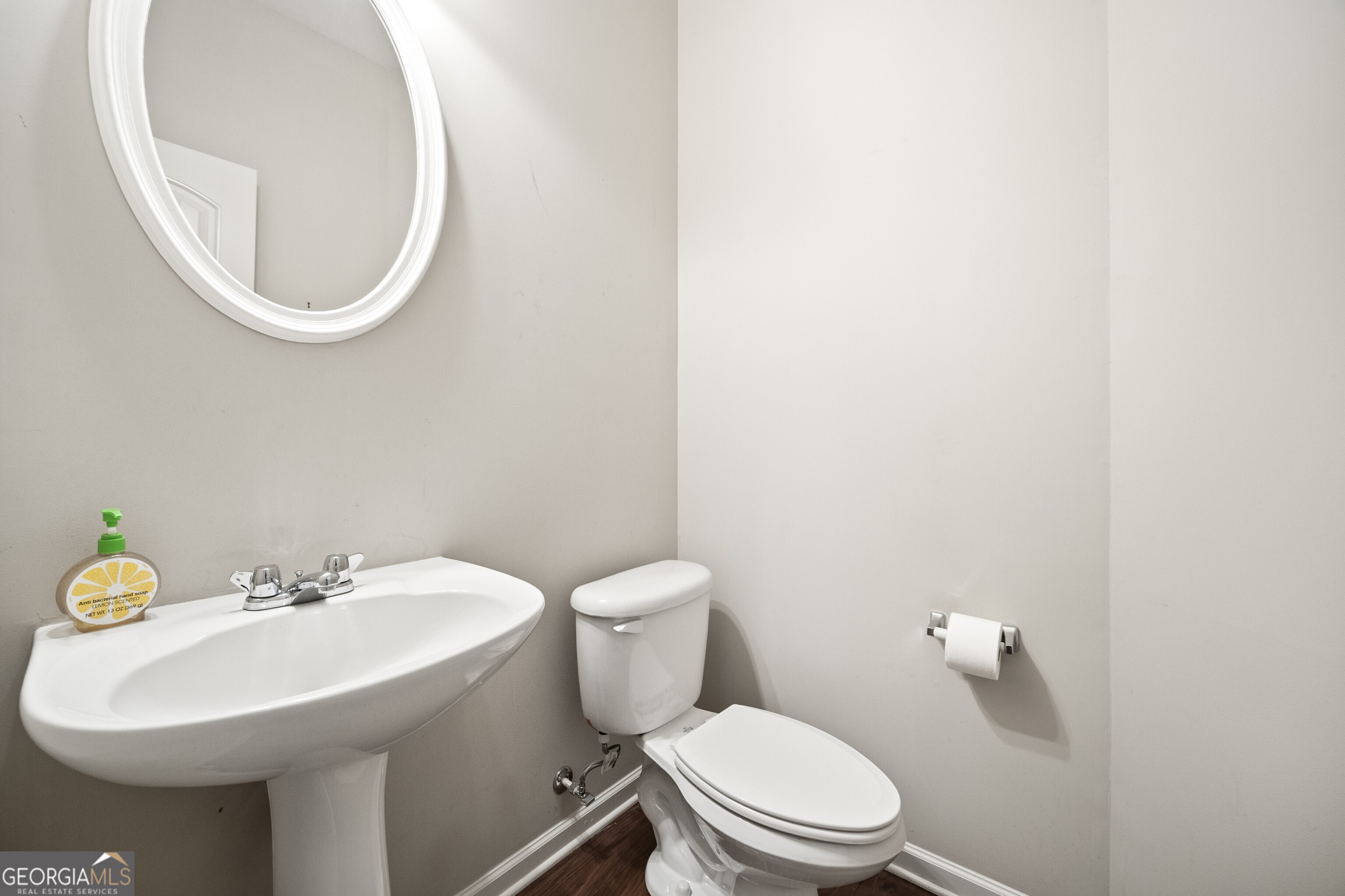 100 Trailside Way Property Photo 3