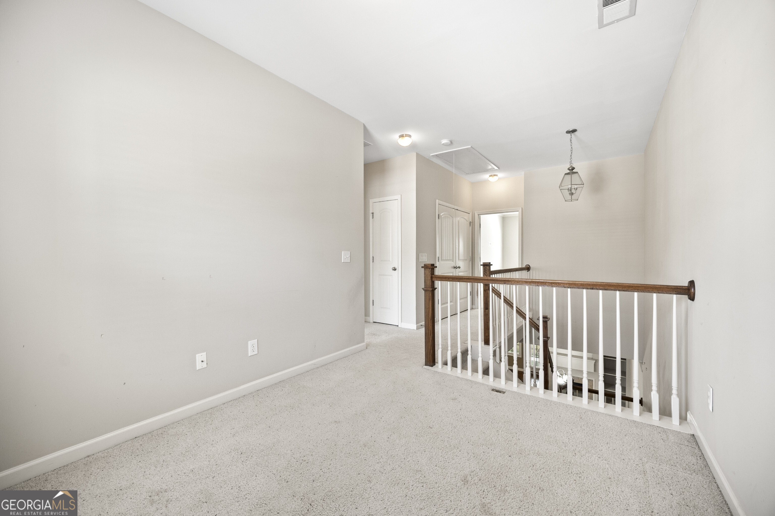 100 Trailside Way Property Photo 14