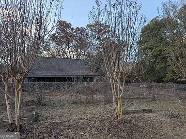 305 Cottonton Road Property Photo 2