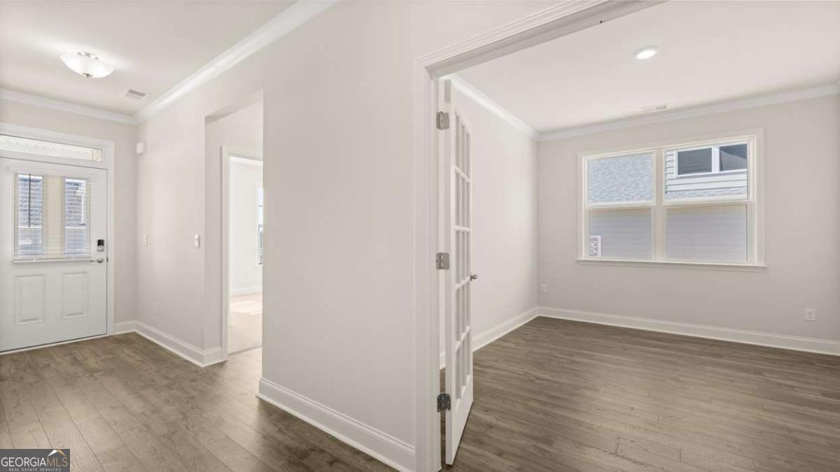 219 Parnassus Road Property Photo 4