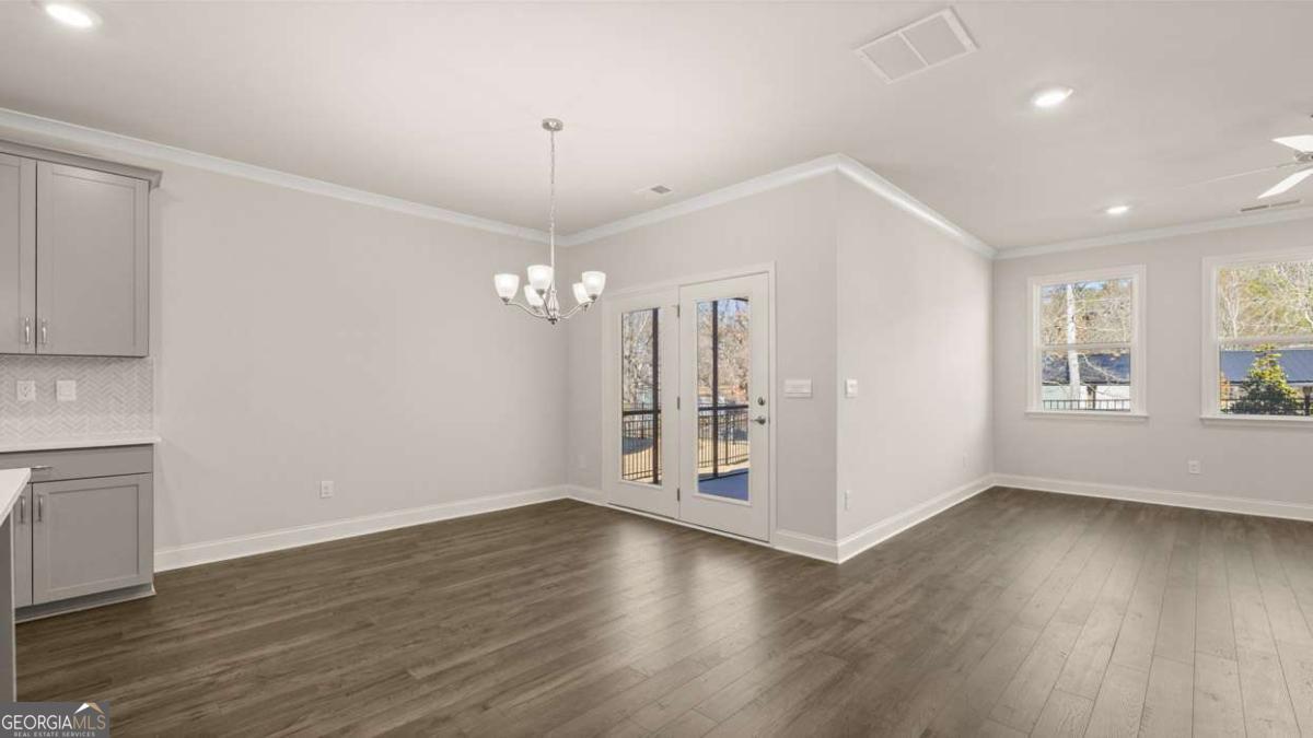 219 Parnassus Road Property Photo 14