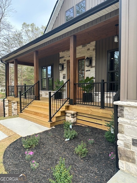 1050 Rainbow Circle Property Photo 3