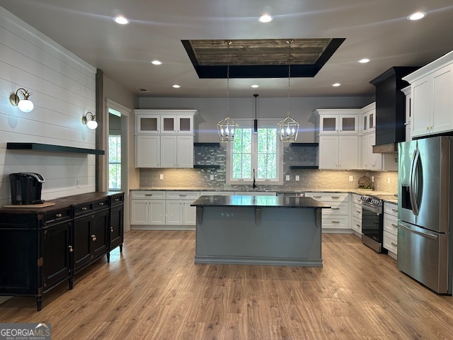 1050 Rainbow Circle Property Photo 6