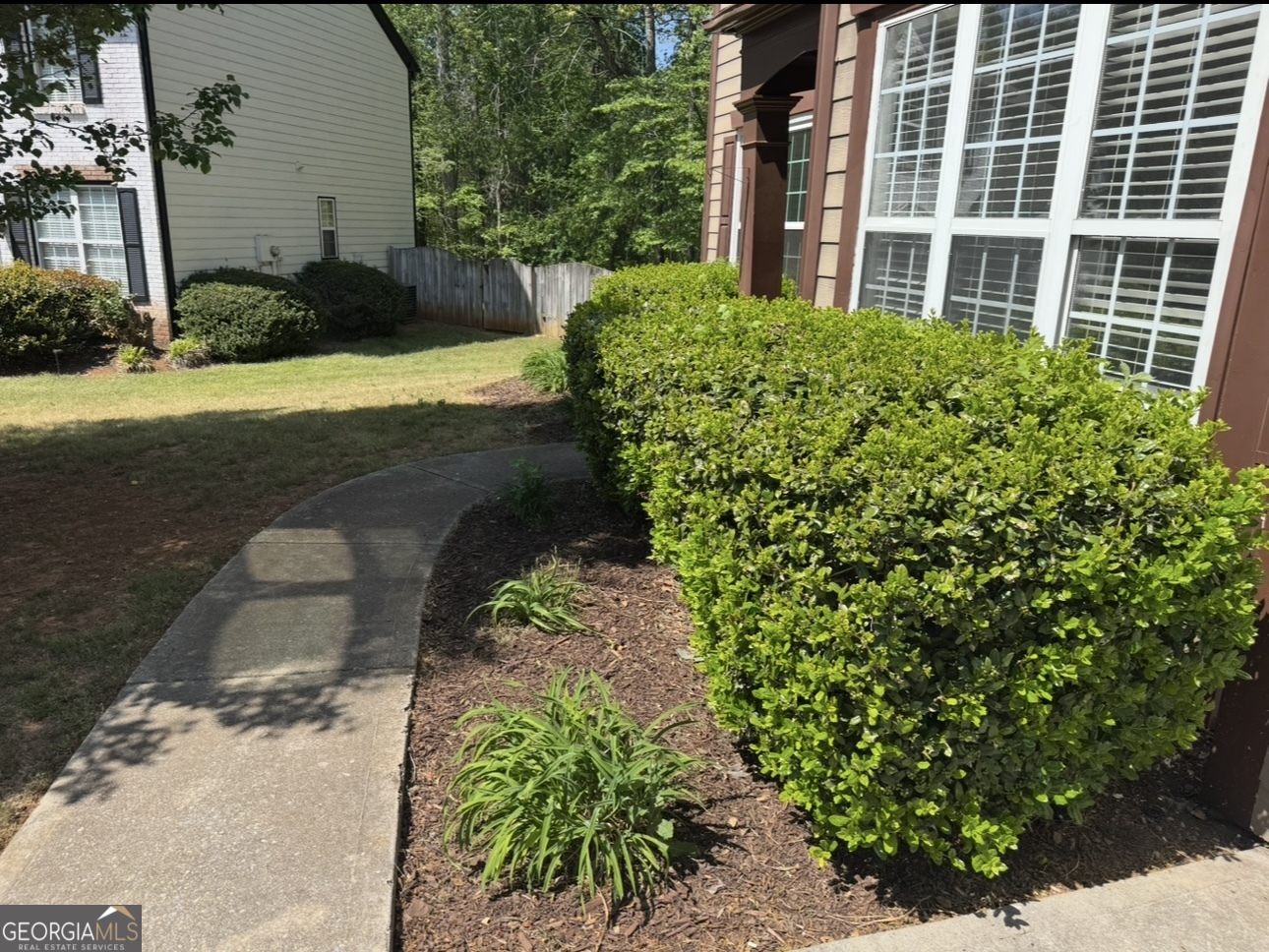 2874 Donamire Lane Nw Property Photo 2