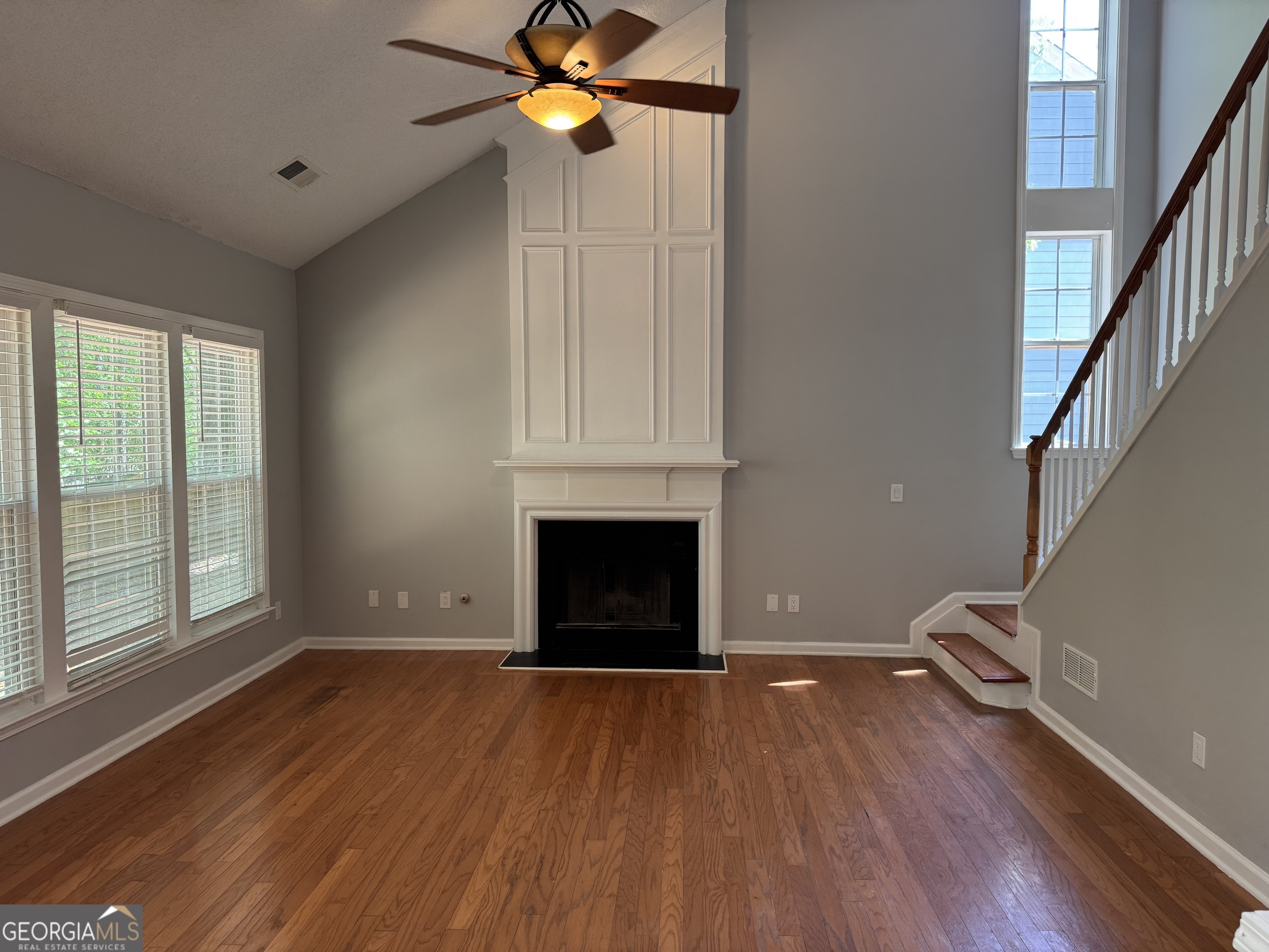2874 Donamire Lane Nw Property Photo 6
