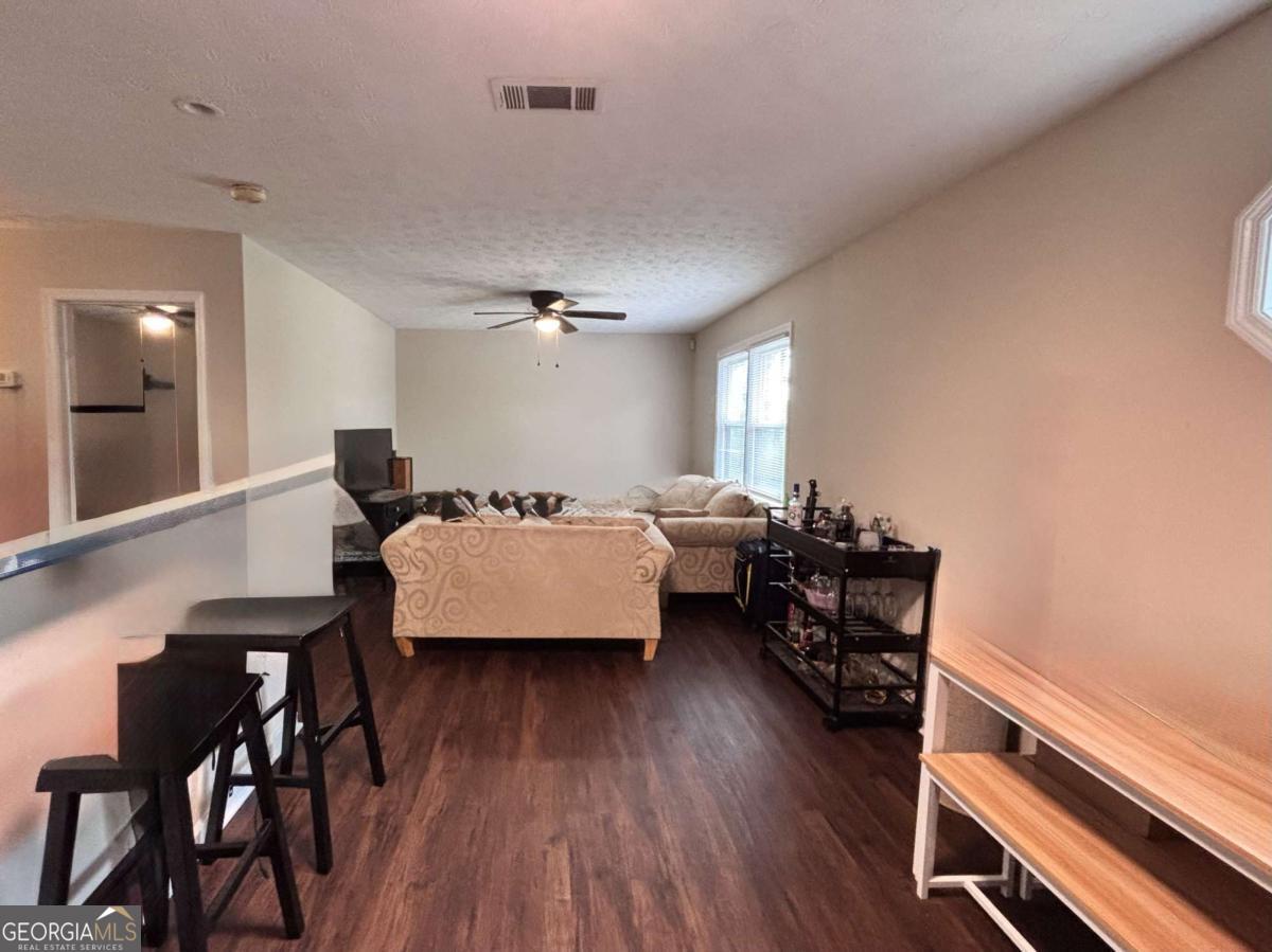 4815 Drew Avenue Property Photo 2