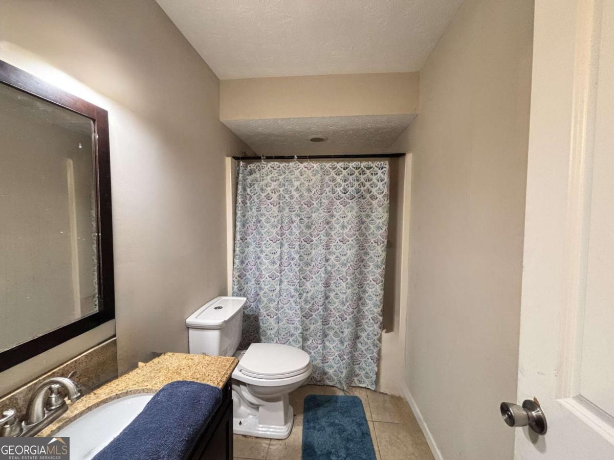 4815 Drew Avenue Property Photo 8