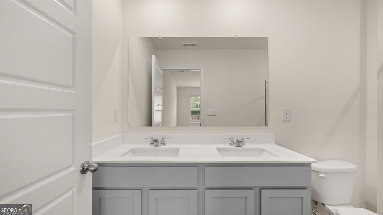 206 Kenmore Circle Property Photo 16