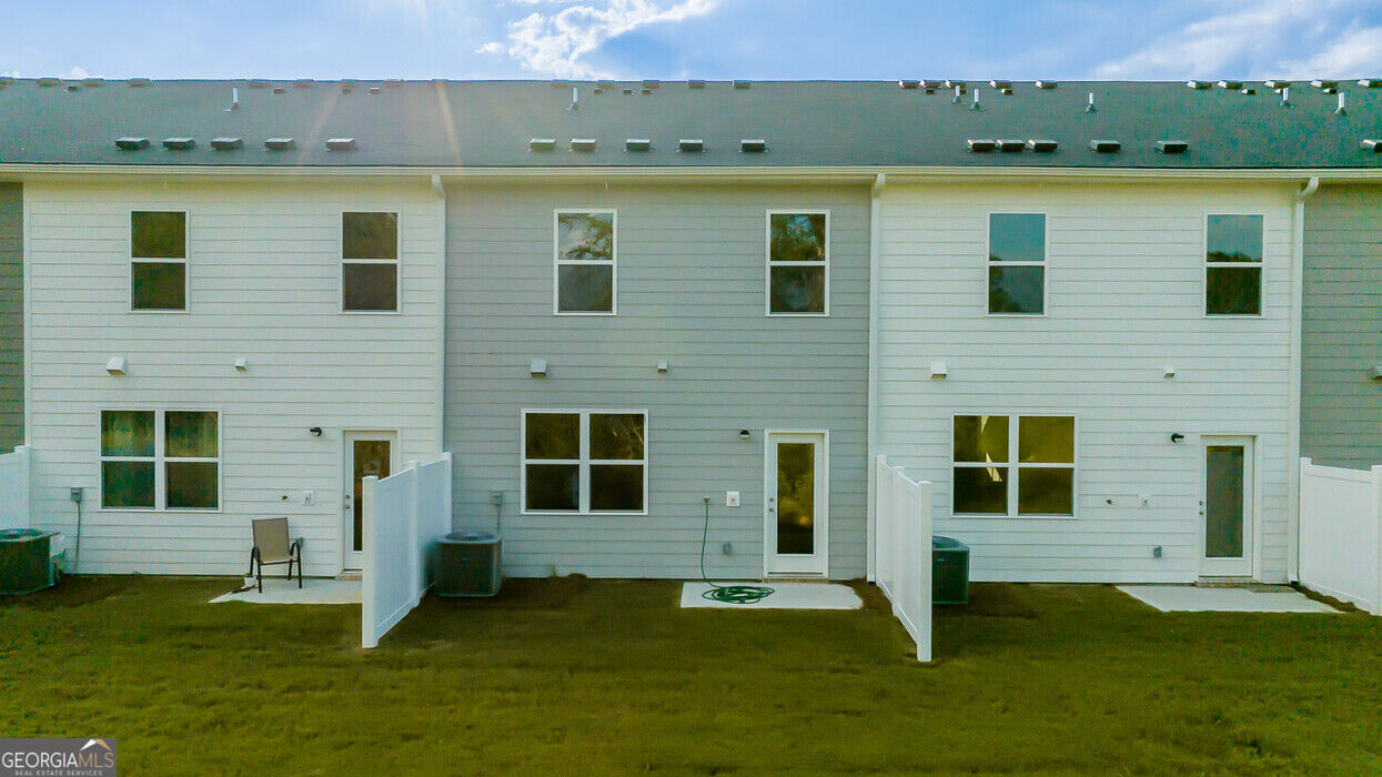 206 Kenmore Circle Property Photo 22