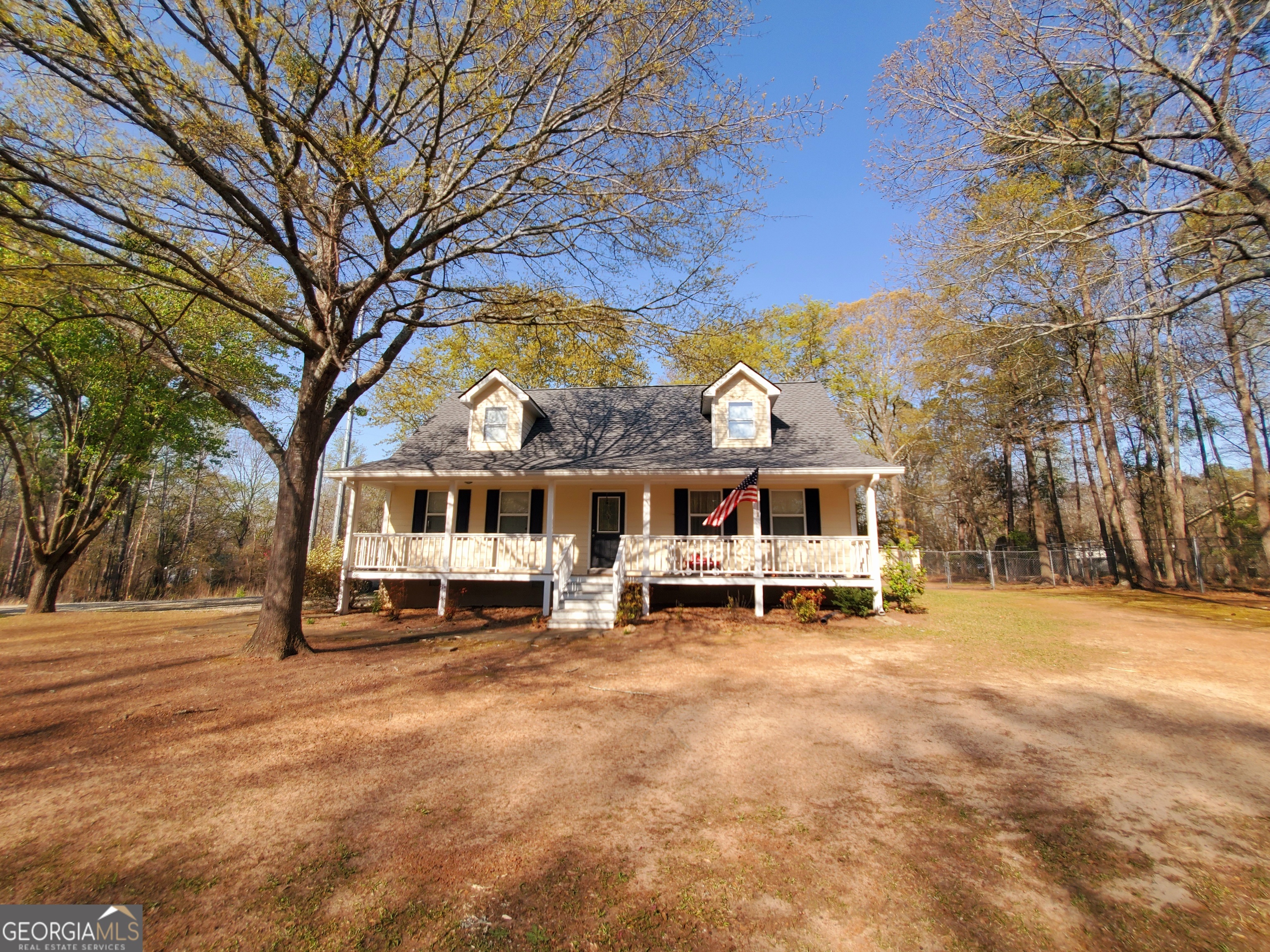 128 W Briarwood Drive Property Photo 1