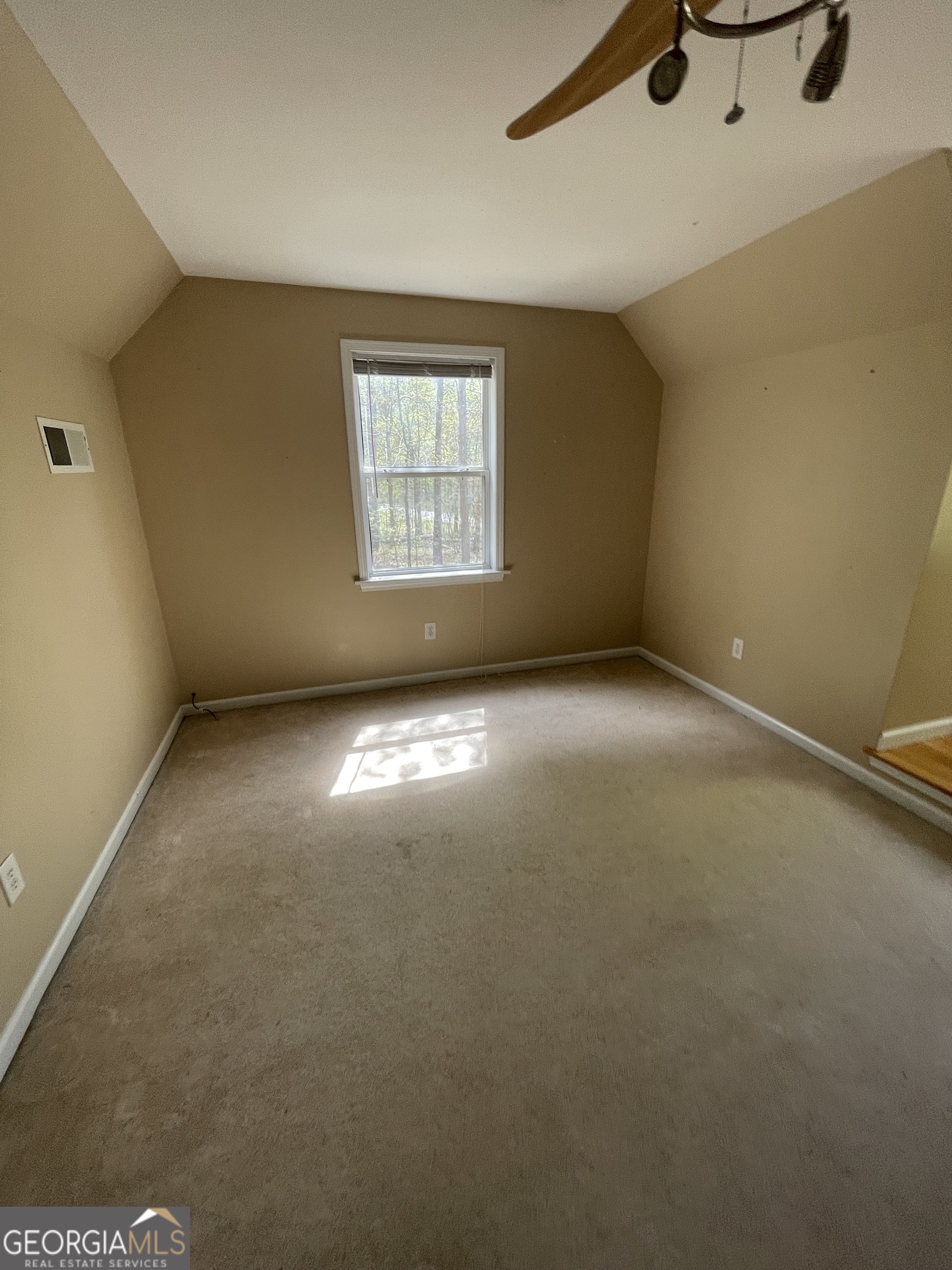 128 W Briarwood Drive Property Photo 12