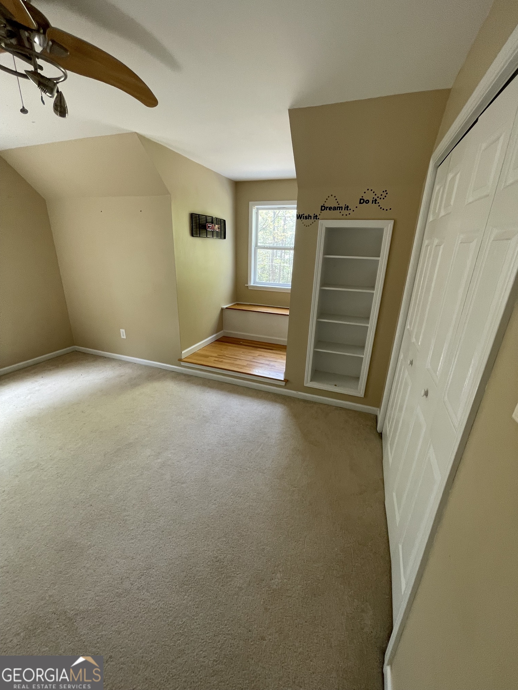 128 W Briarwood Drive Property Photo 13