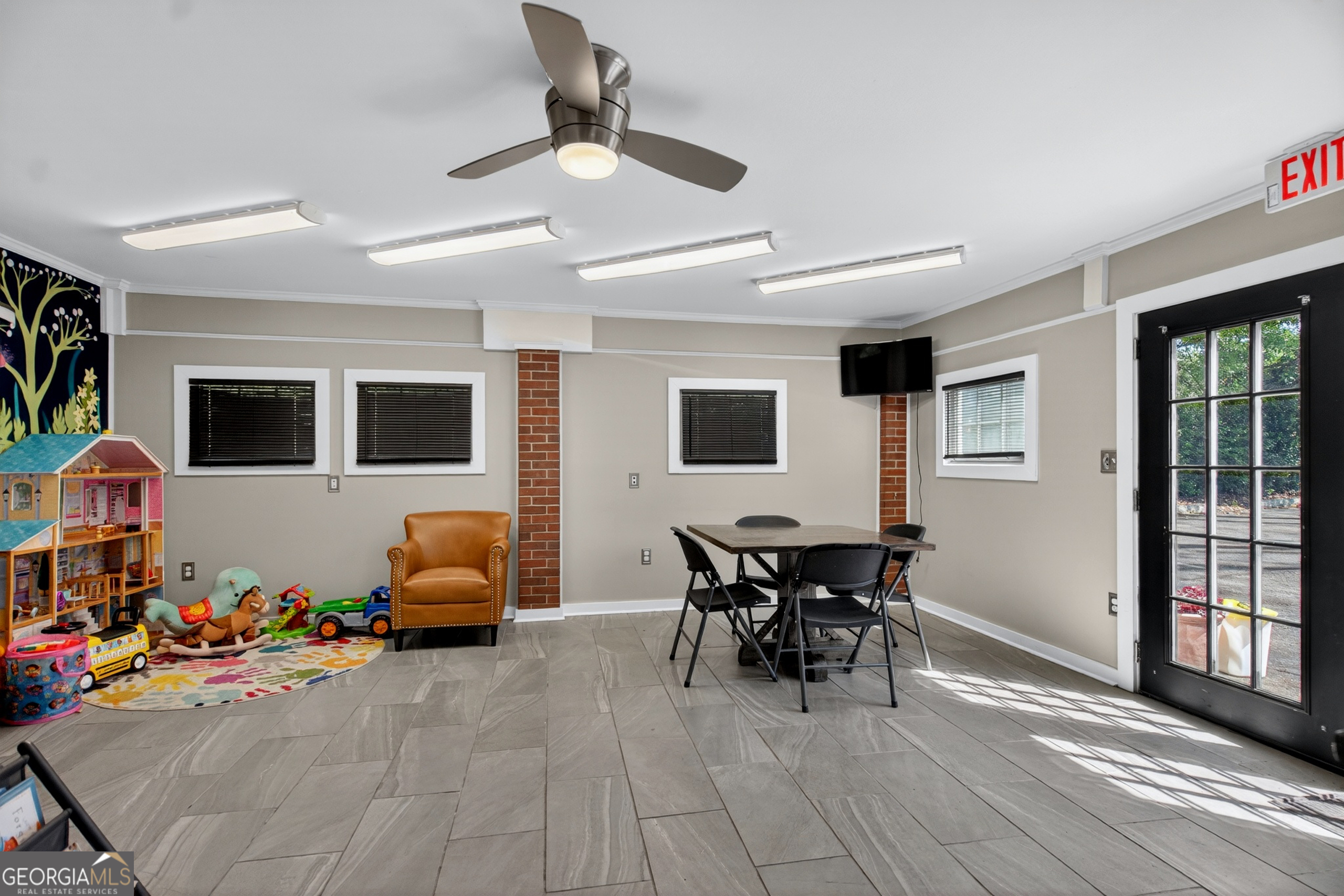 104 Harwell Avenue Property Photo 8