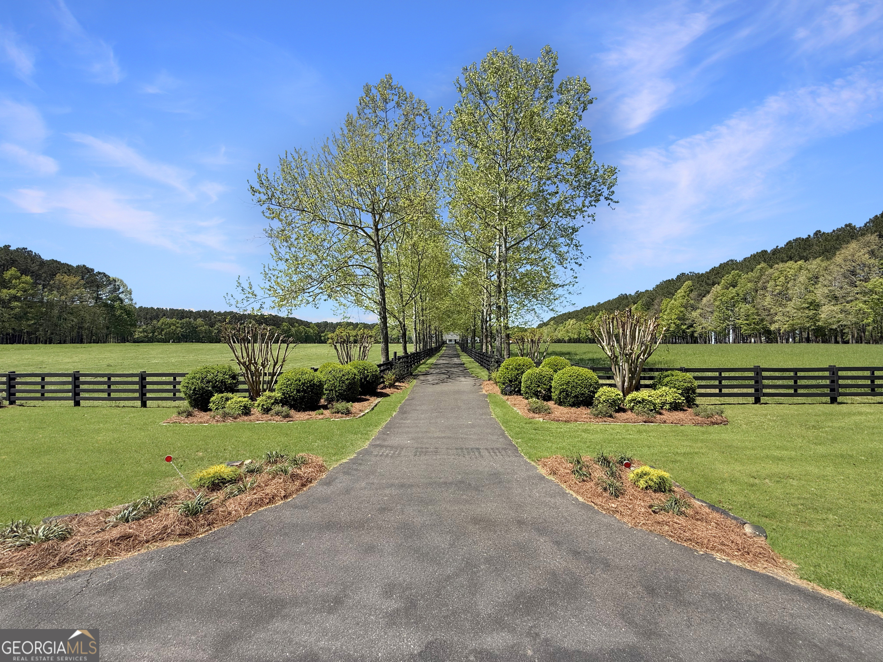 6356 Highway 191 Property Photo 5