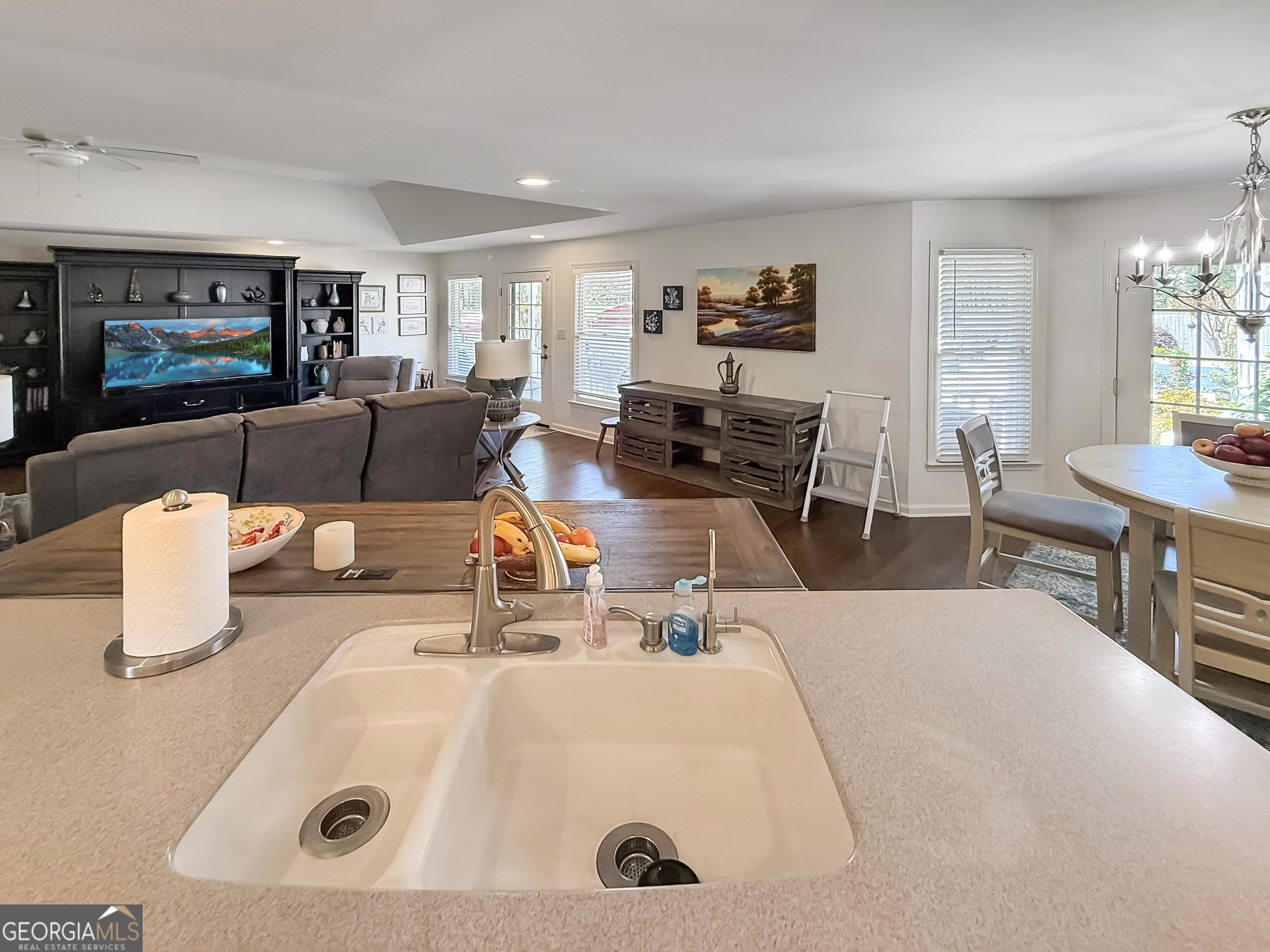 6356 Highway 191 Property Photo 12