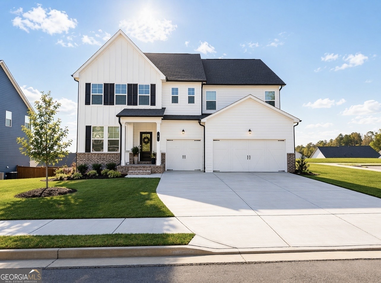 8 Andalusa Court Property Photo 1