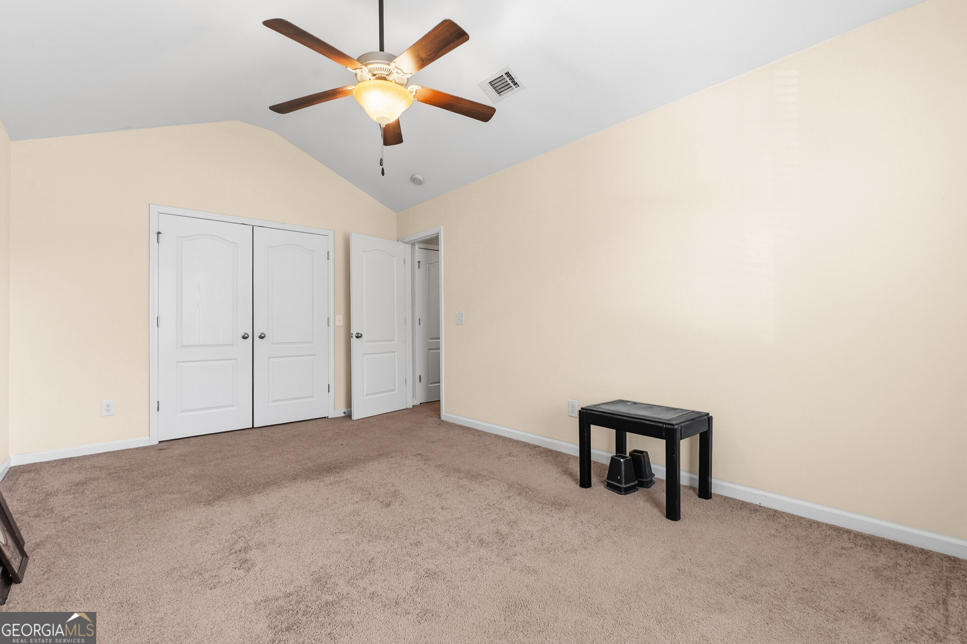 102 Steeple Court Property Photo 3