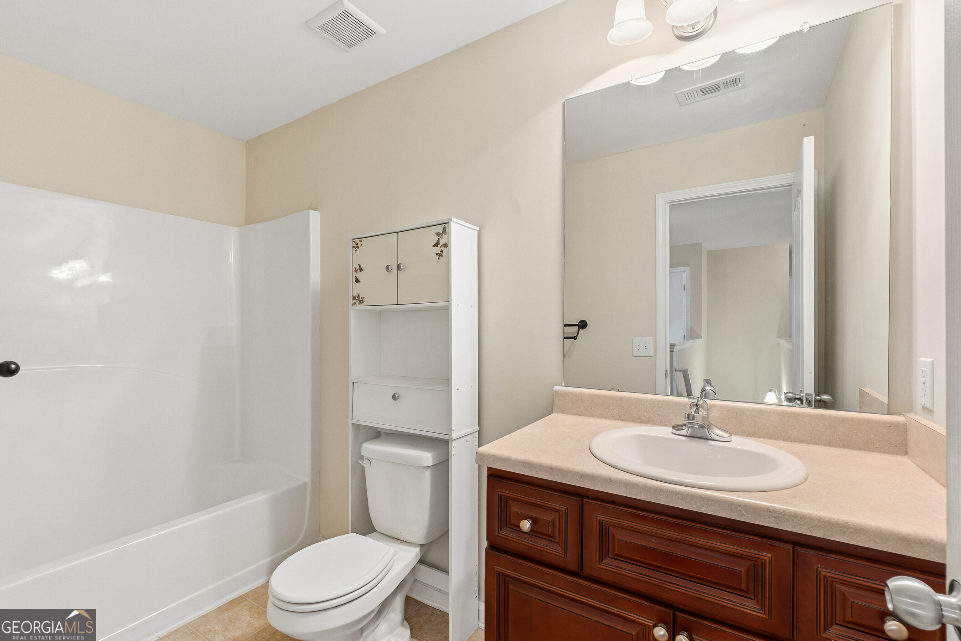 102 Steeple Court Property Photo 32