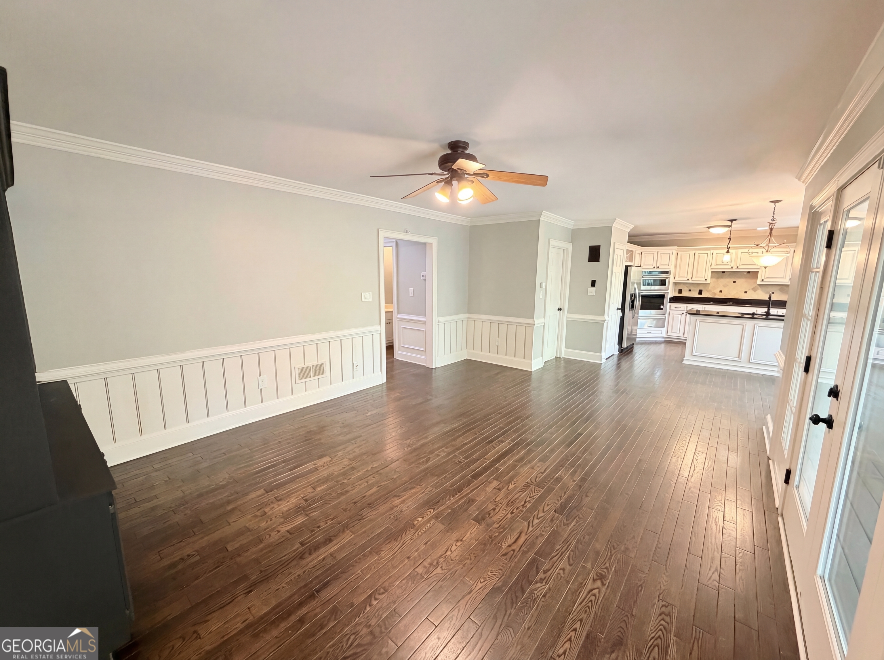 984 Forest Pond Court Property Photo 10
