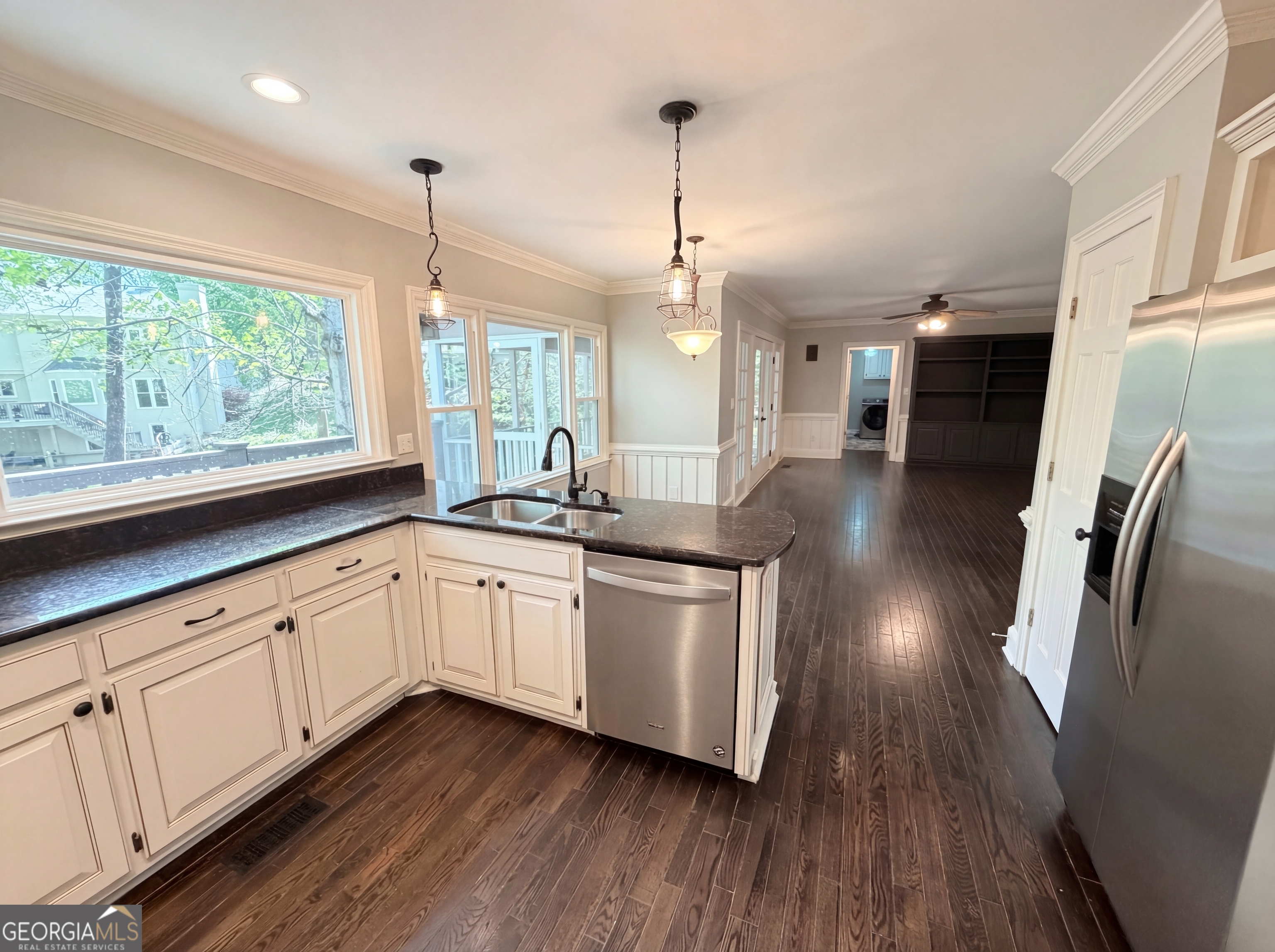 984 Forest Pond Court Property Photo 19