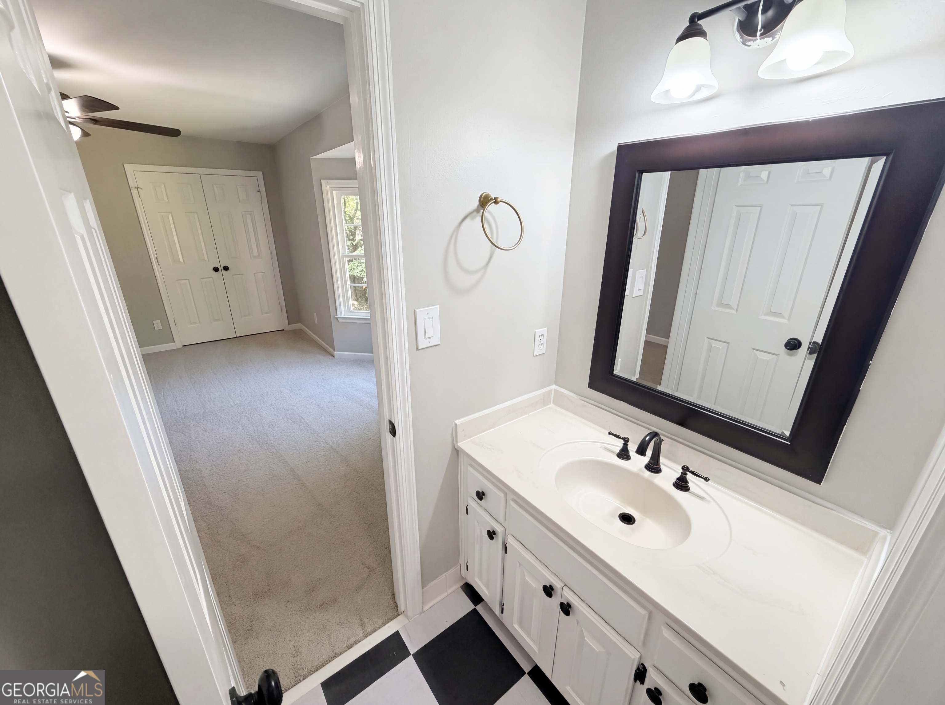 984 Forest Pond Court Property Photo 34