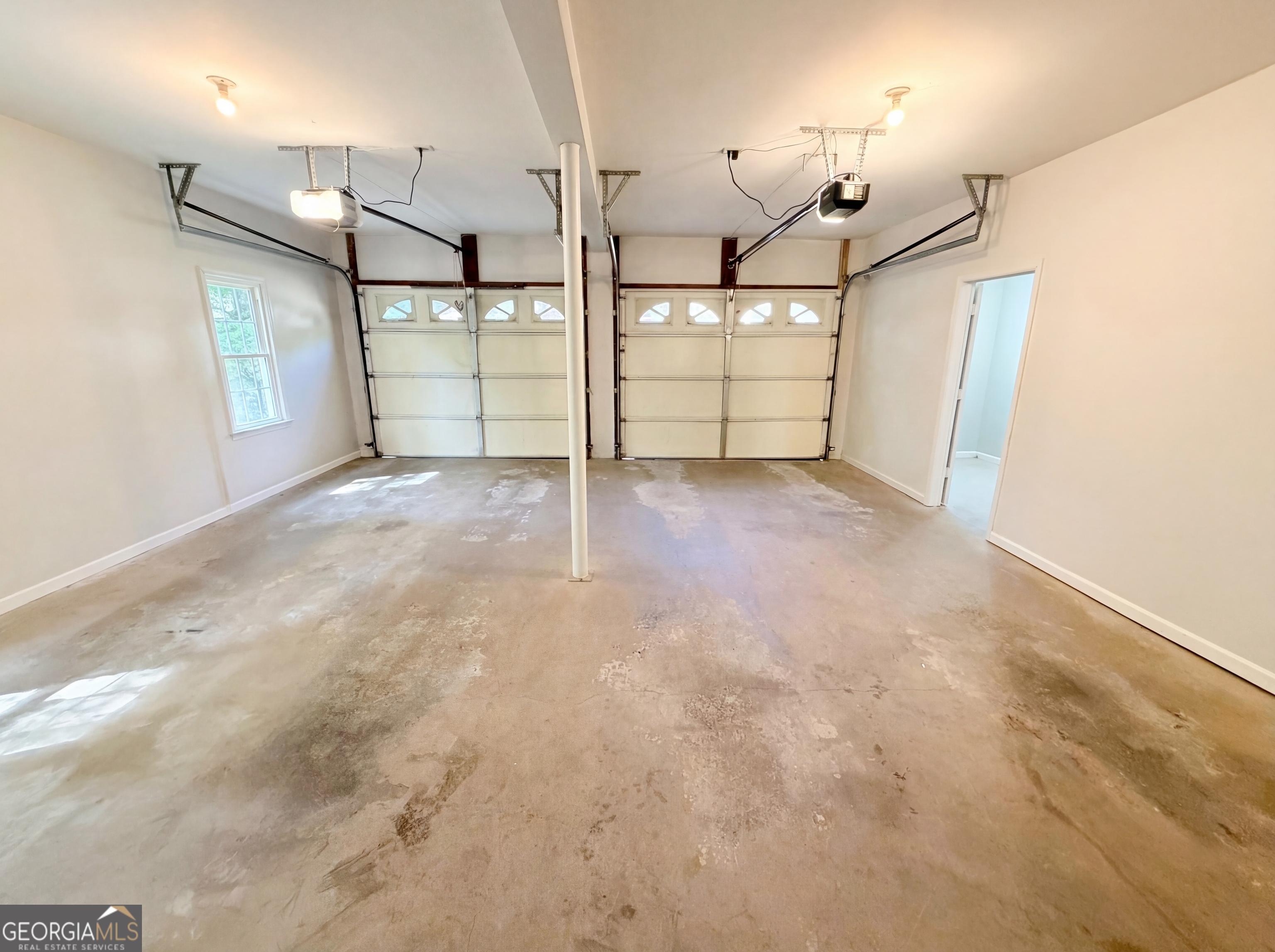 984 Forest Pond Court Property Photo 45
