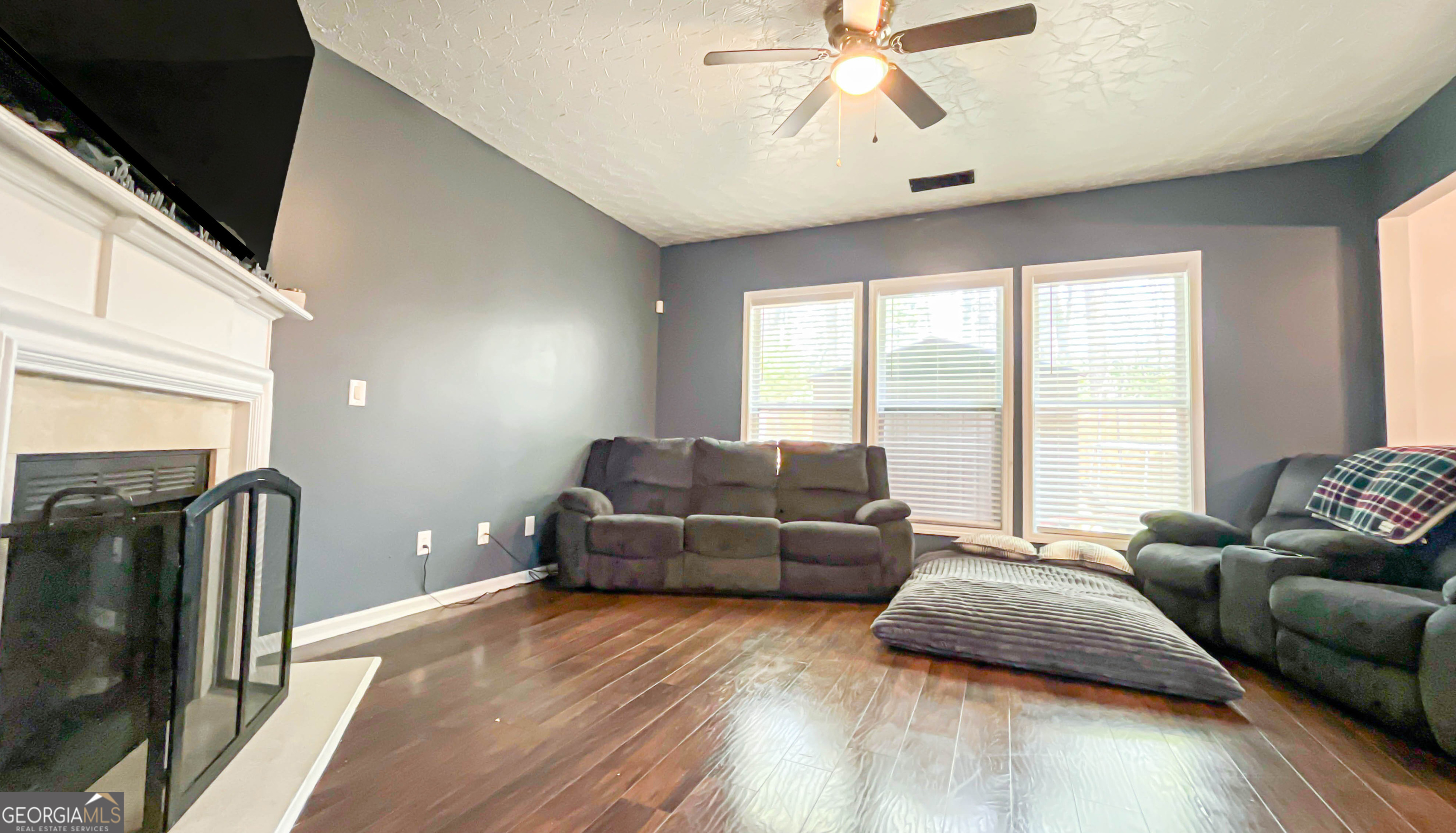 240 Highwind Way # 3 Property Photo 8