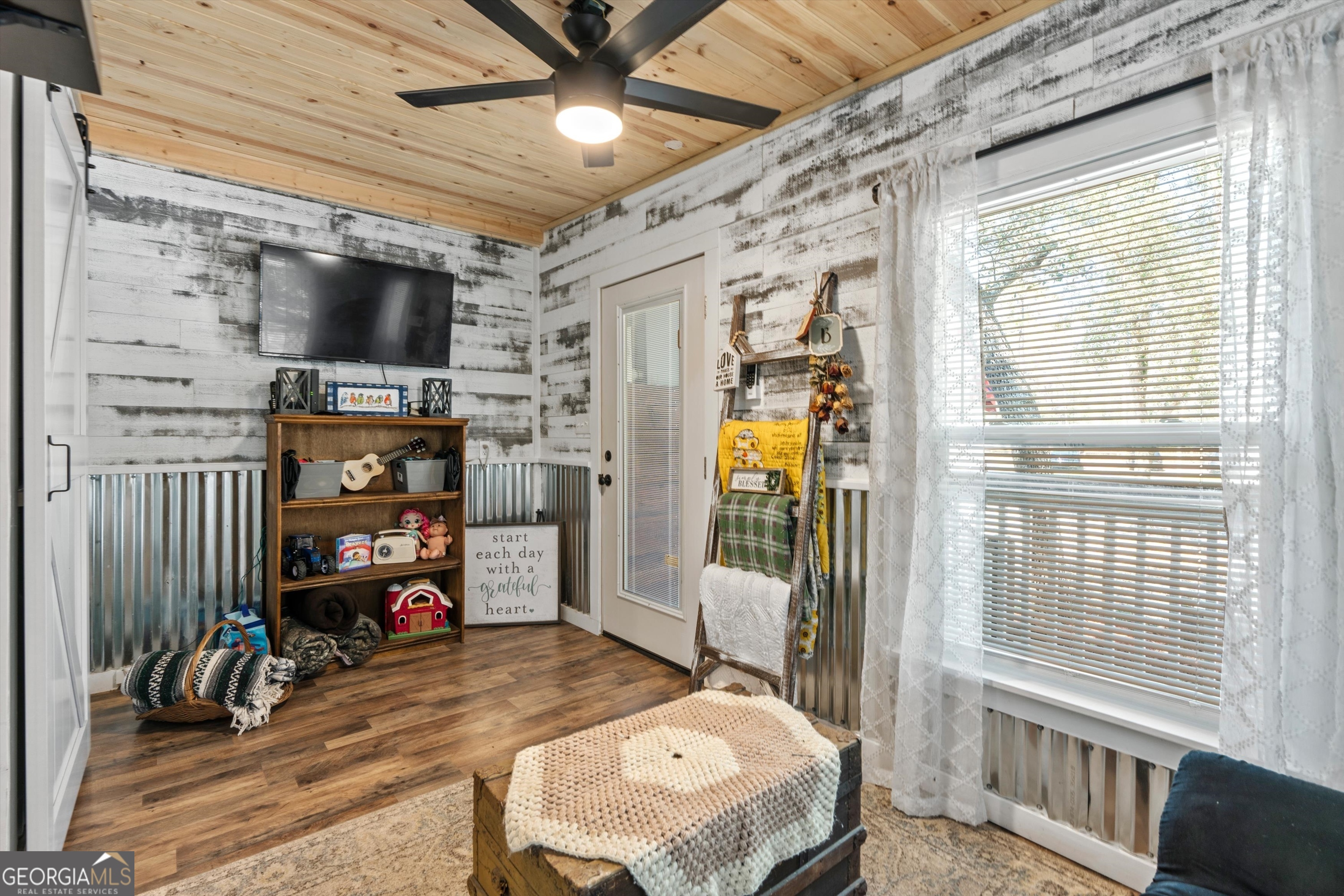 126 Flicker Lane Property Photo 21
