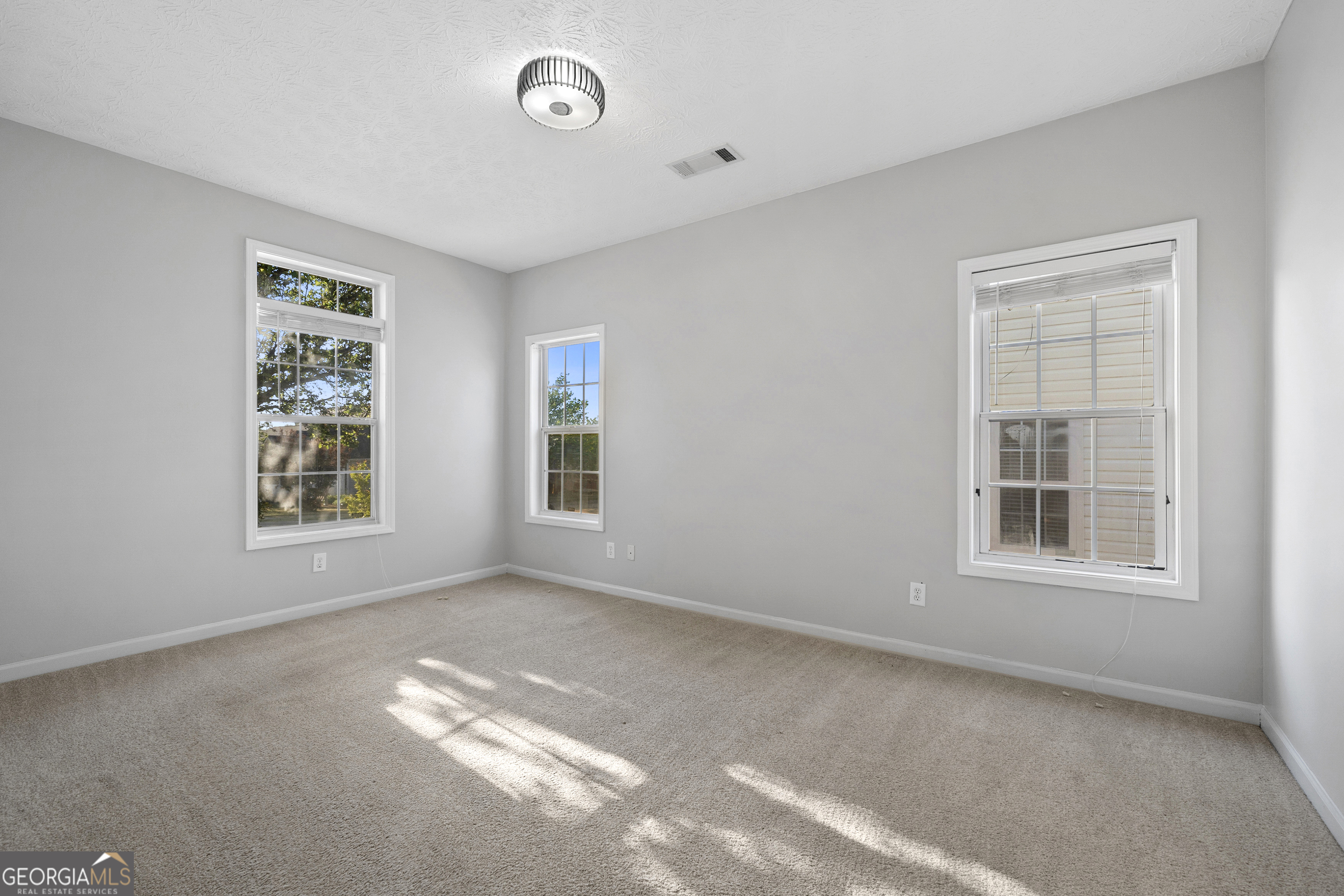 1580 Township Terrace Property Photo 9