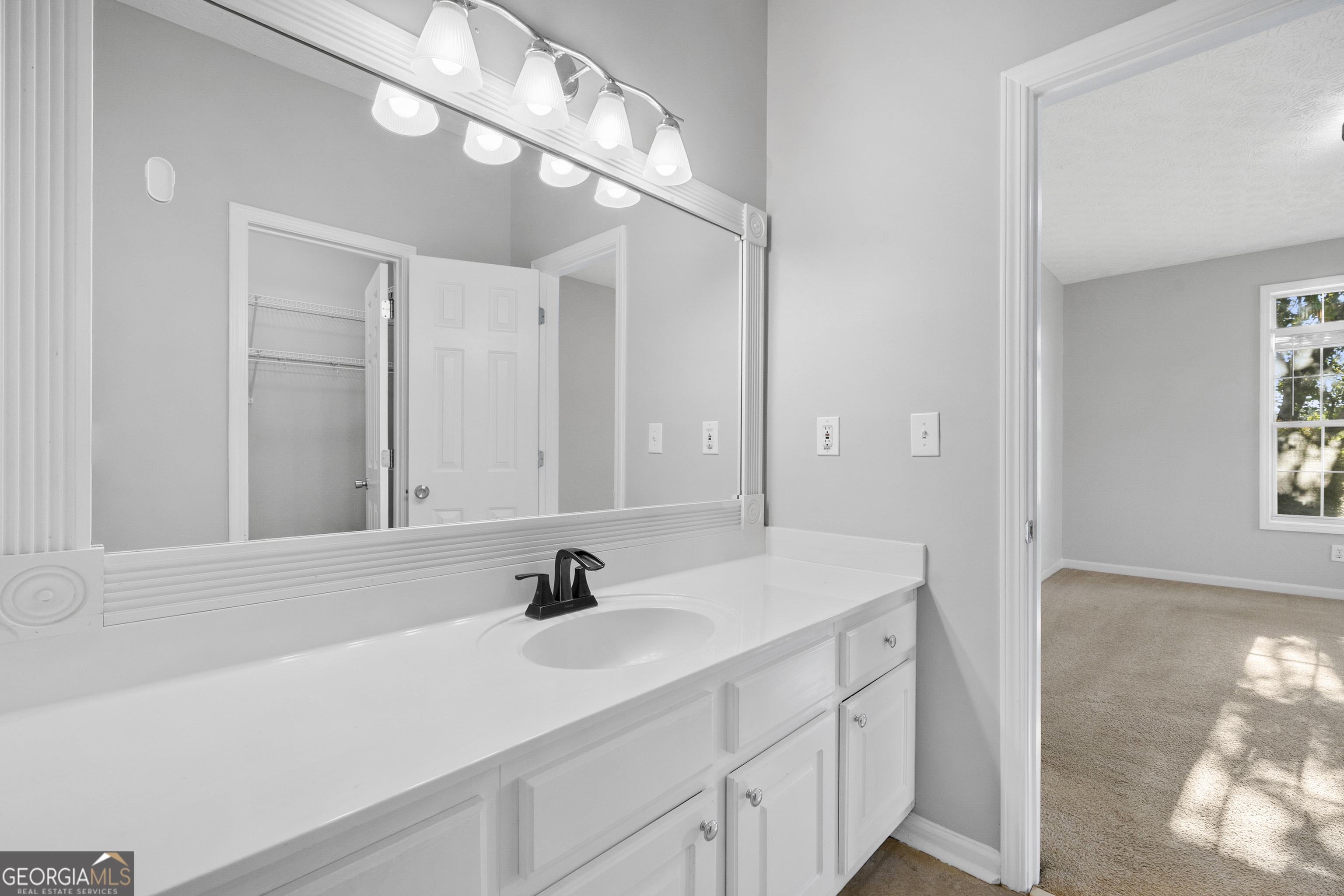 1580 Township Terrace Property Photo 12