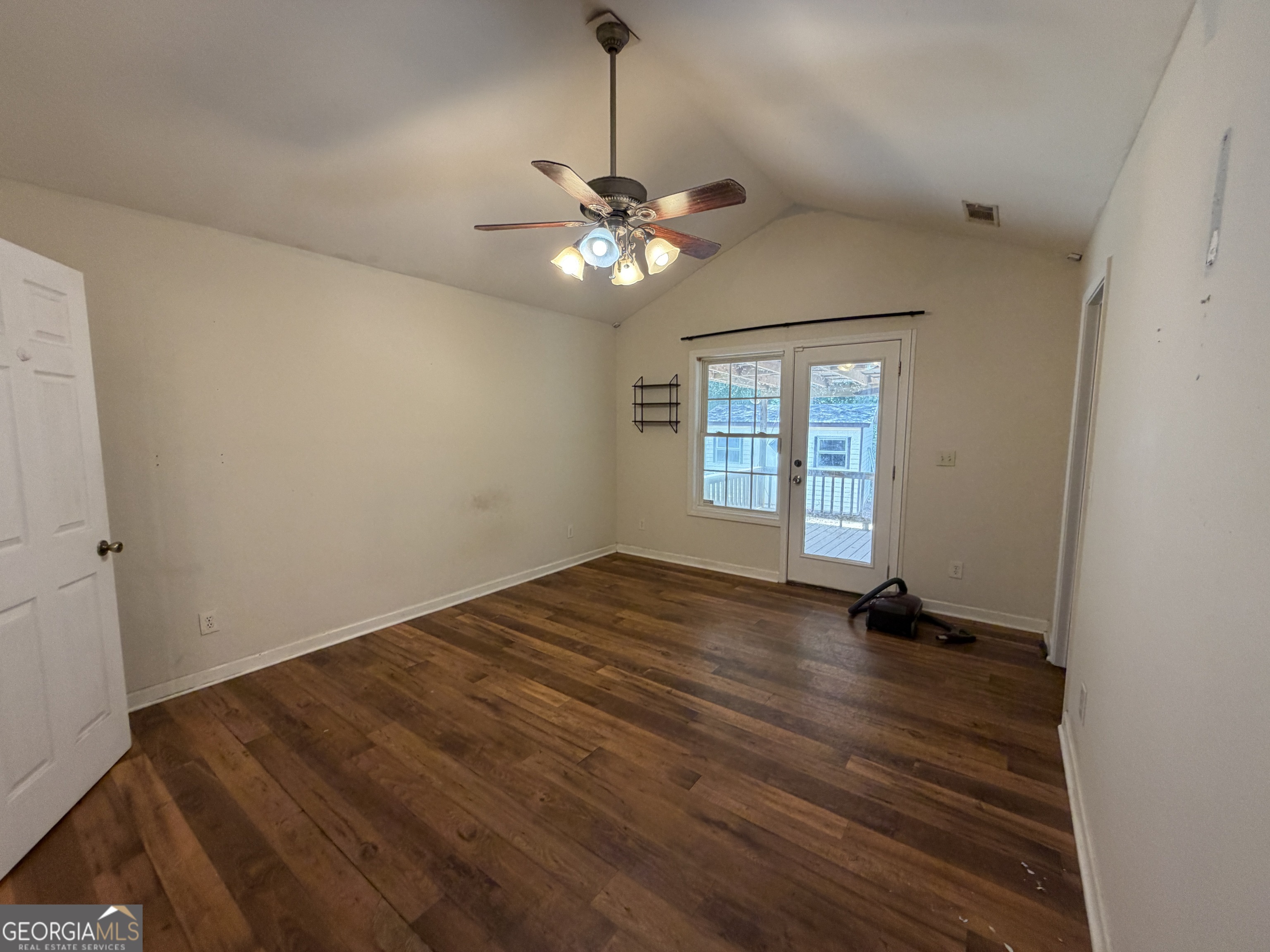 230 Glendale Drive Property Photo 22