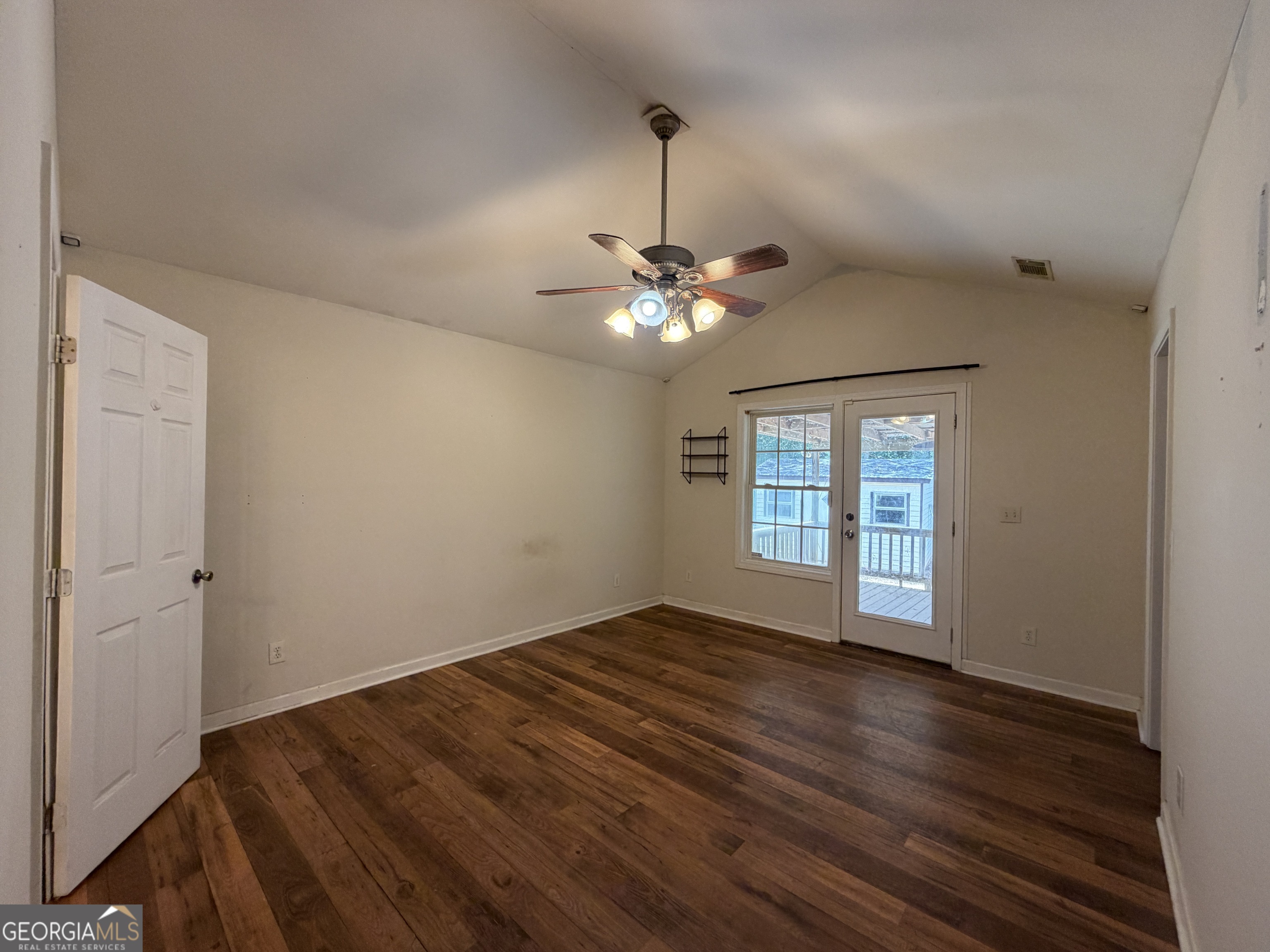 230 Glendale Drive Property Photo 24