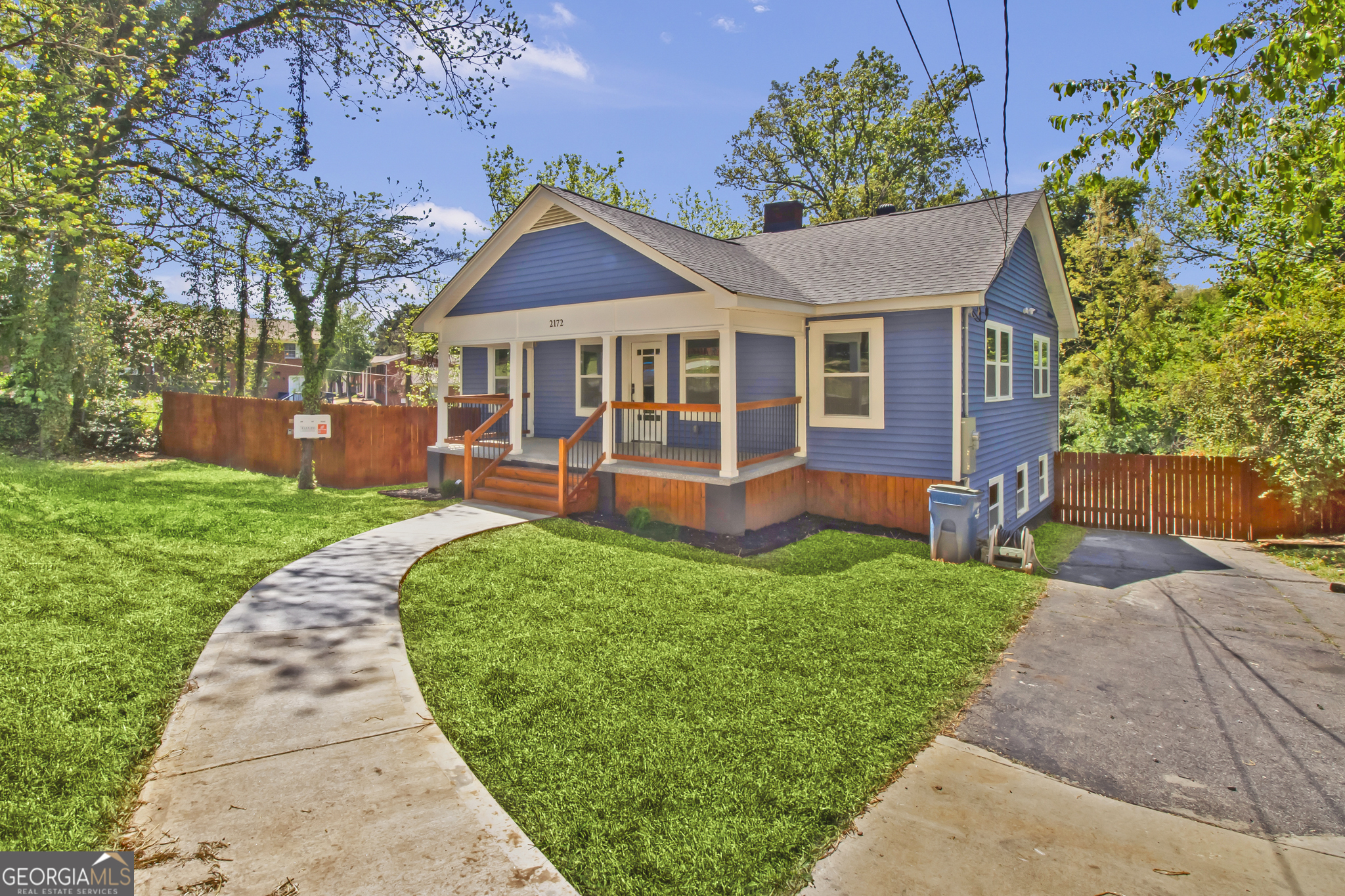 2172 Ben Hill Road Property Photo 1