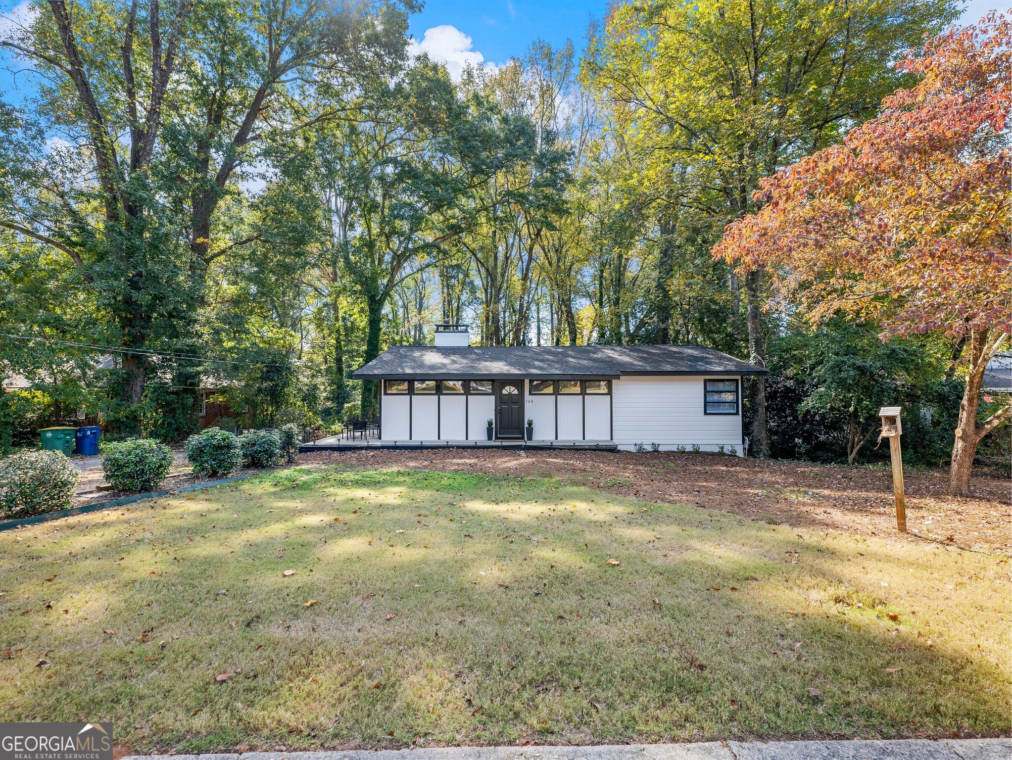 160 Riverdale Drive Property Photo 1