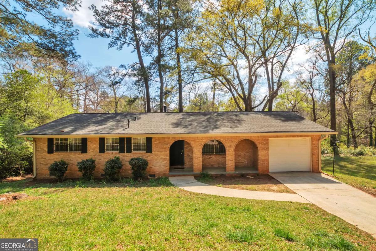 2912 Knollview Drive Property Photo 1