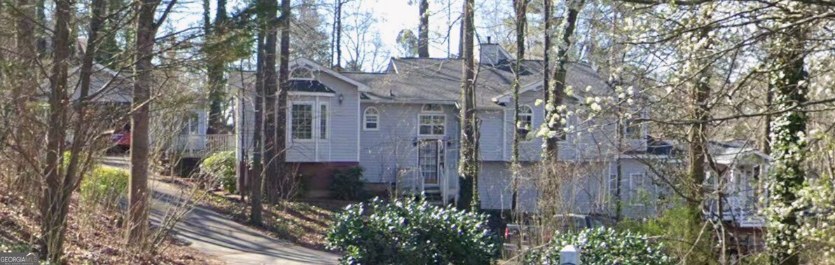 3666 Lakewood Court # C Property Photo 1