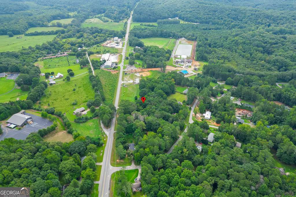 3828 Highway 53 E Property Photo 10