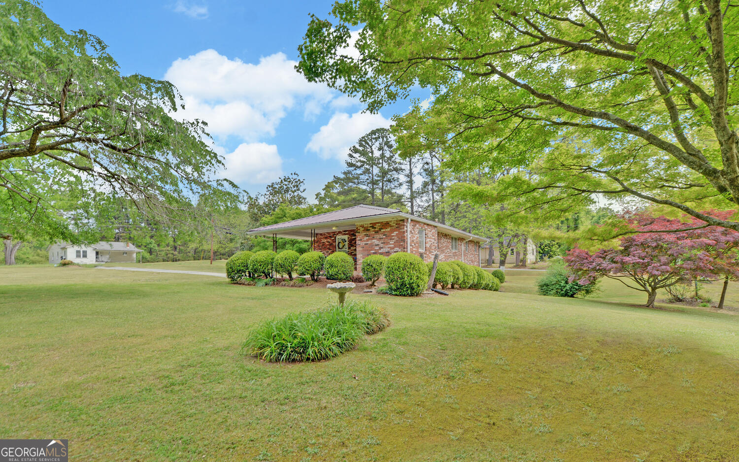 586 Collins Road Property Photo 37