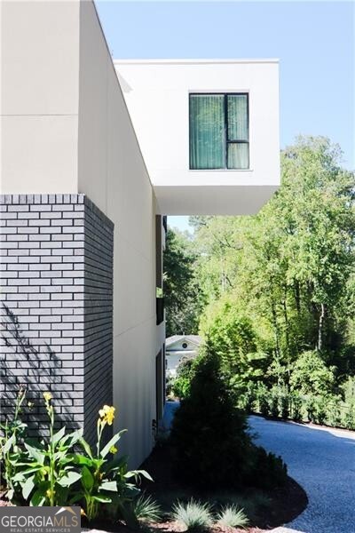 380 W Wesley Road Nw Property Photo 86