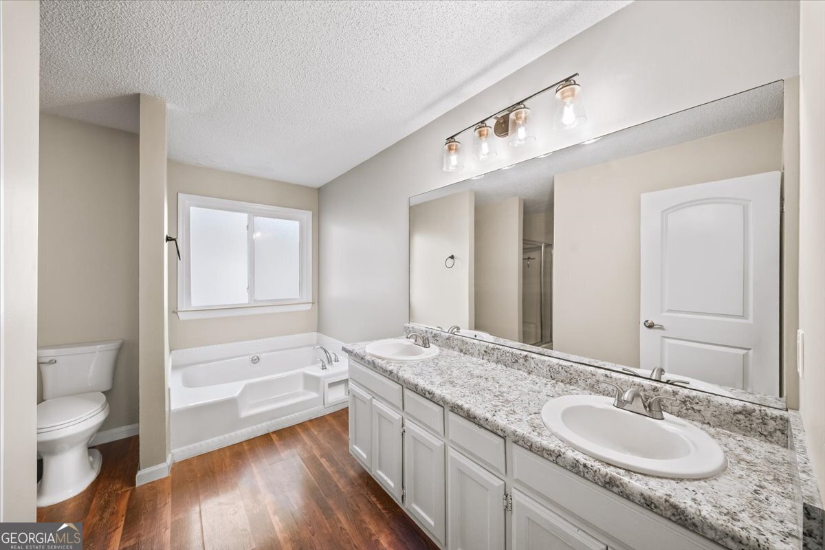 1528 Oakleaf Drive Property Photo 15